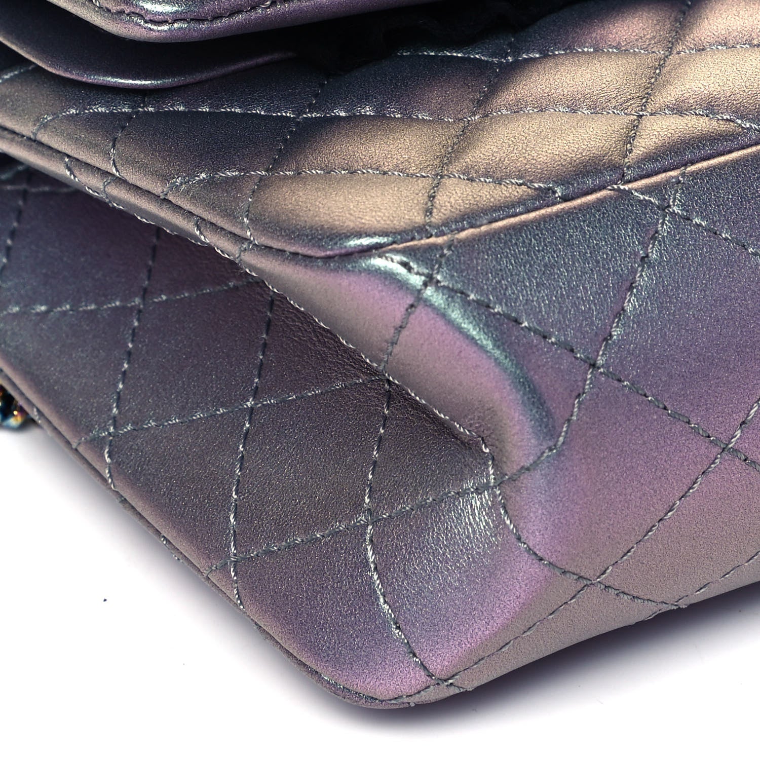 Chanel Iridescent Lambskin Quilted 2.55 Reissue 225 Flap Light Purple 8 of 9
