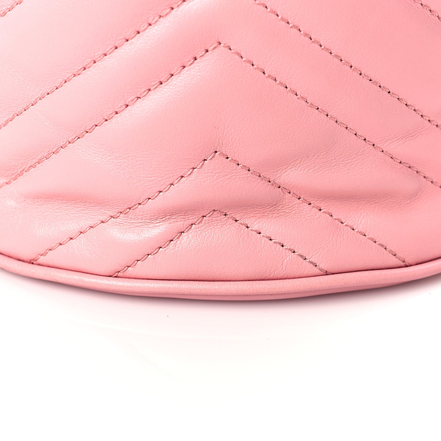 Calfskin Matelasse Mini GG Marmont 2.0 Bucket Bag Wild Rose
