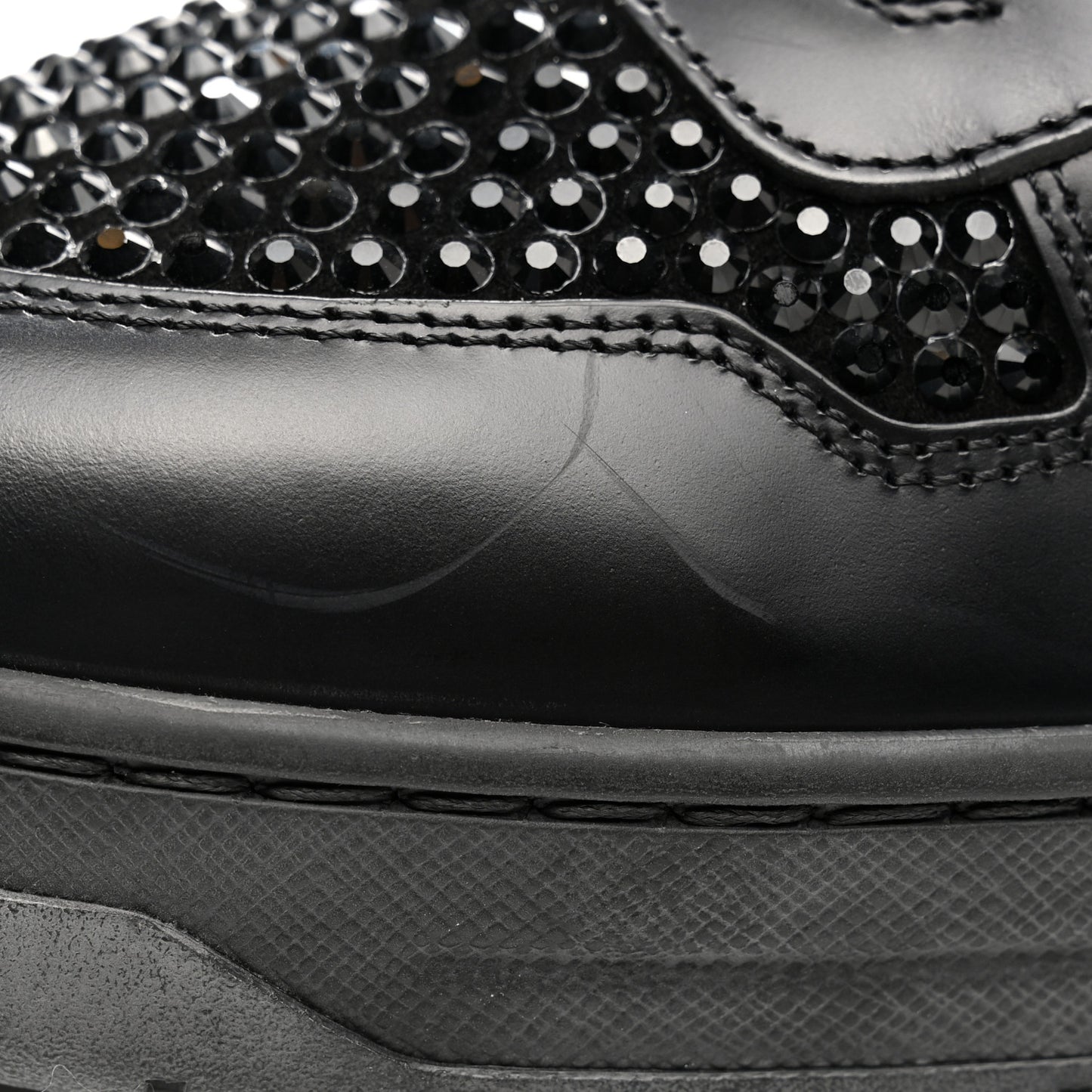 Vitello Rois Crystal Embellished Metal Triangle Logo Mens Downtown Low Top Sneakers 8.5 Black