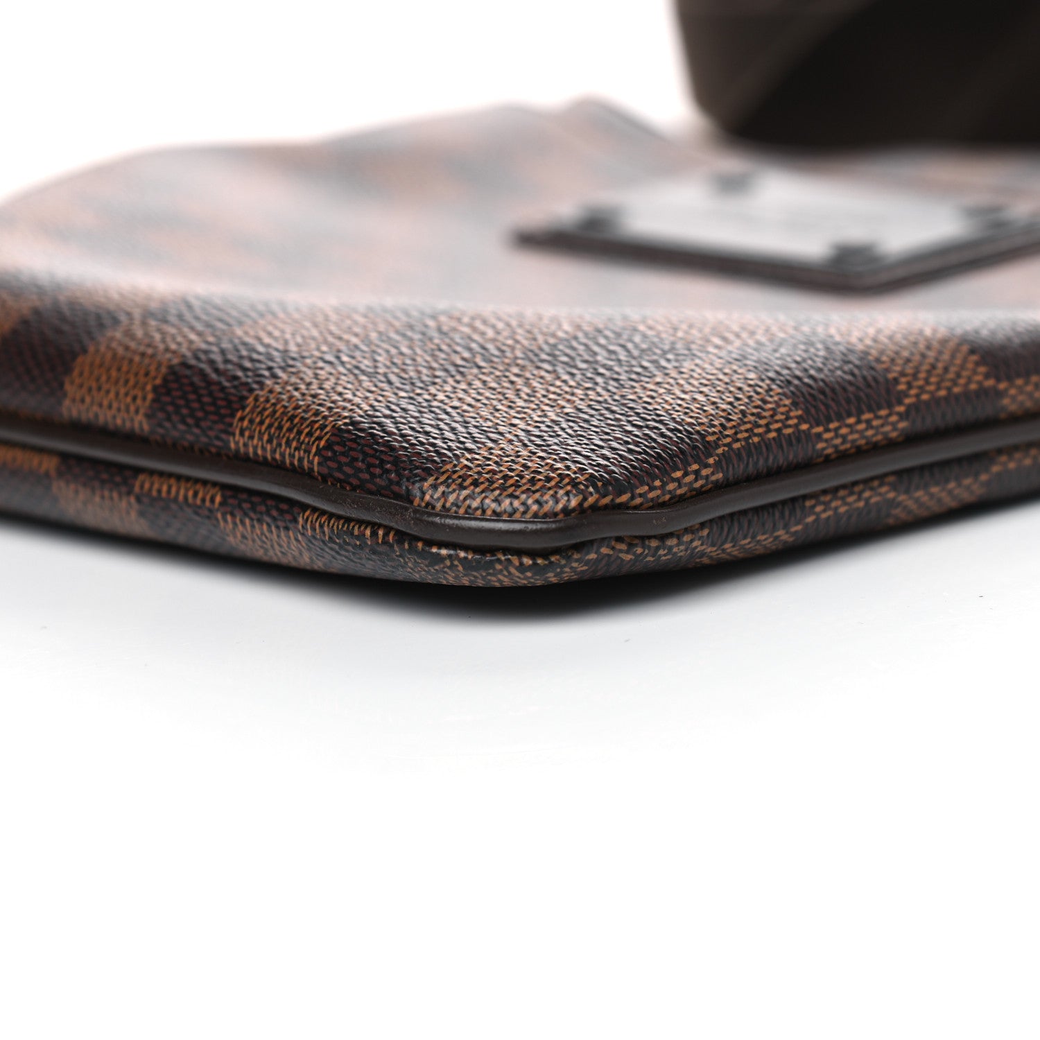 Louis Vuitton Damier Ebene Brooklyn Flat Pochette 7 of 8