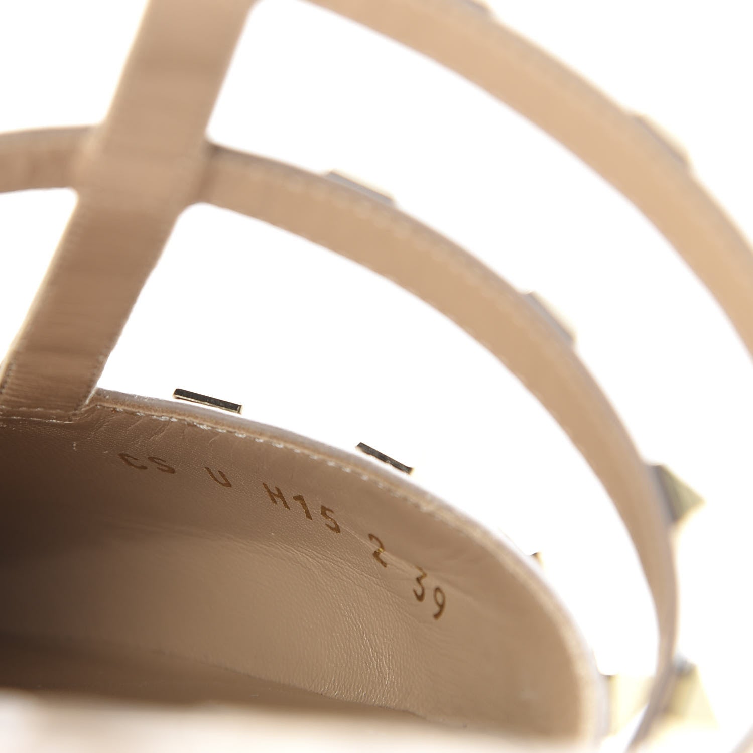 Valentino Garavani Pebbled Calfskin Rockstud Flat Cage Mules 39 Poudre 9 of 10