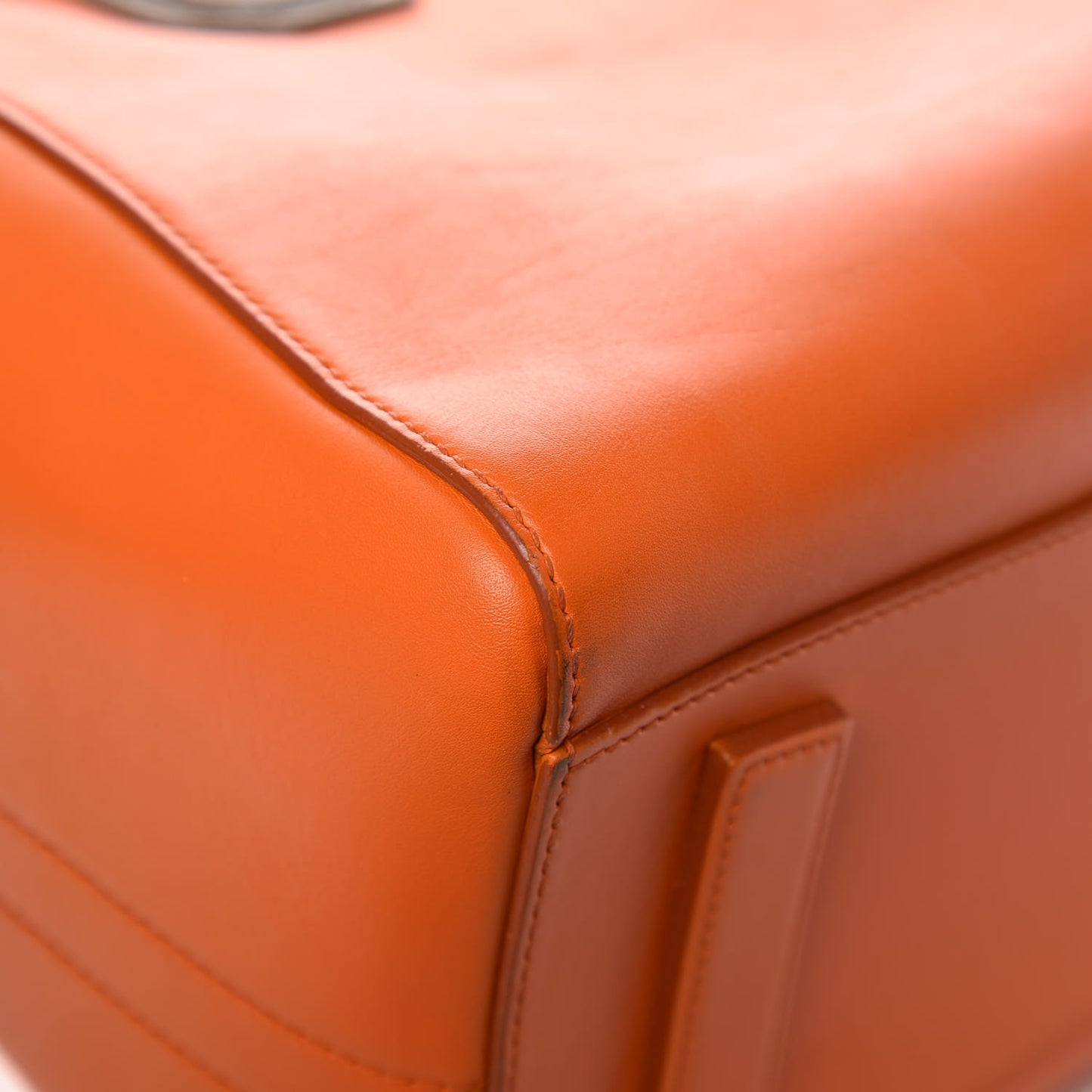 Smooth Calfskin Medium Bi-Color Antigona Orange Beige