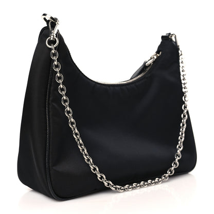 Prada Nylon Re-Edition 2005 Shoulder Bag Black 3 of 9