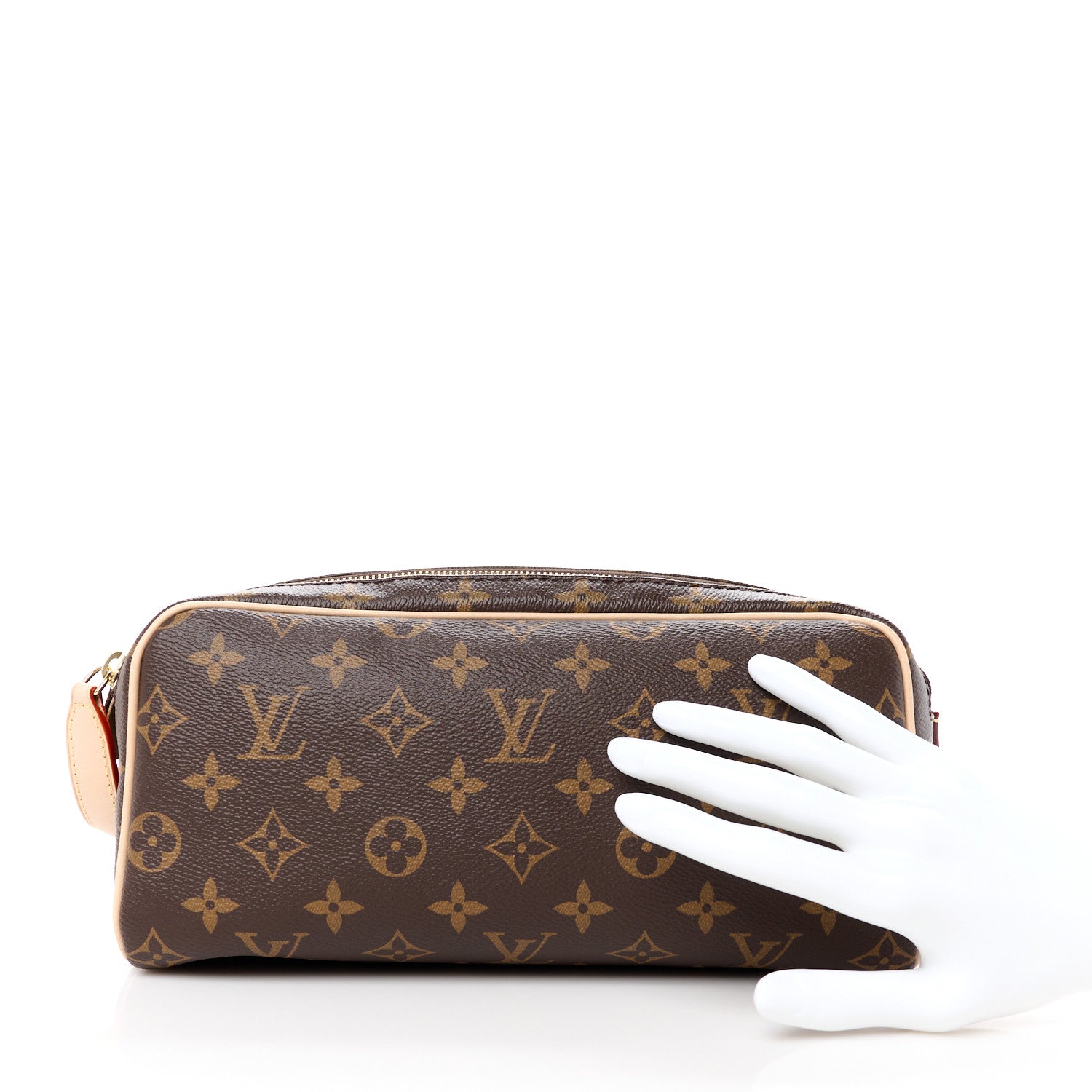 Louis Vuitton Monogram Dopp Kit Toilet Pouch 2 of 9