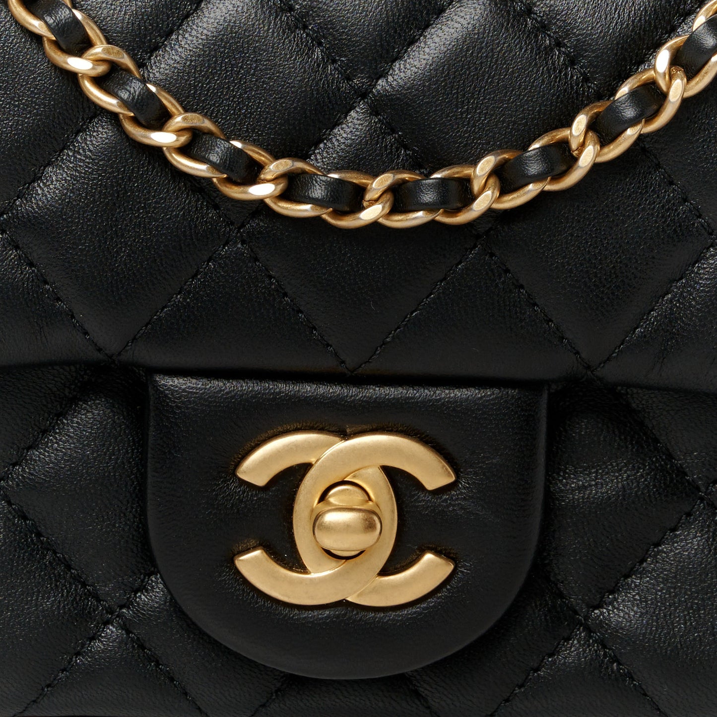 Lambskin Quilted Mini Rectangular Pearl Crush Flap Black