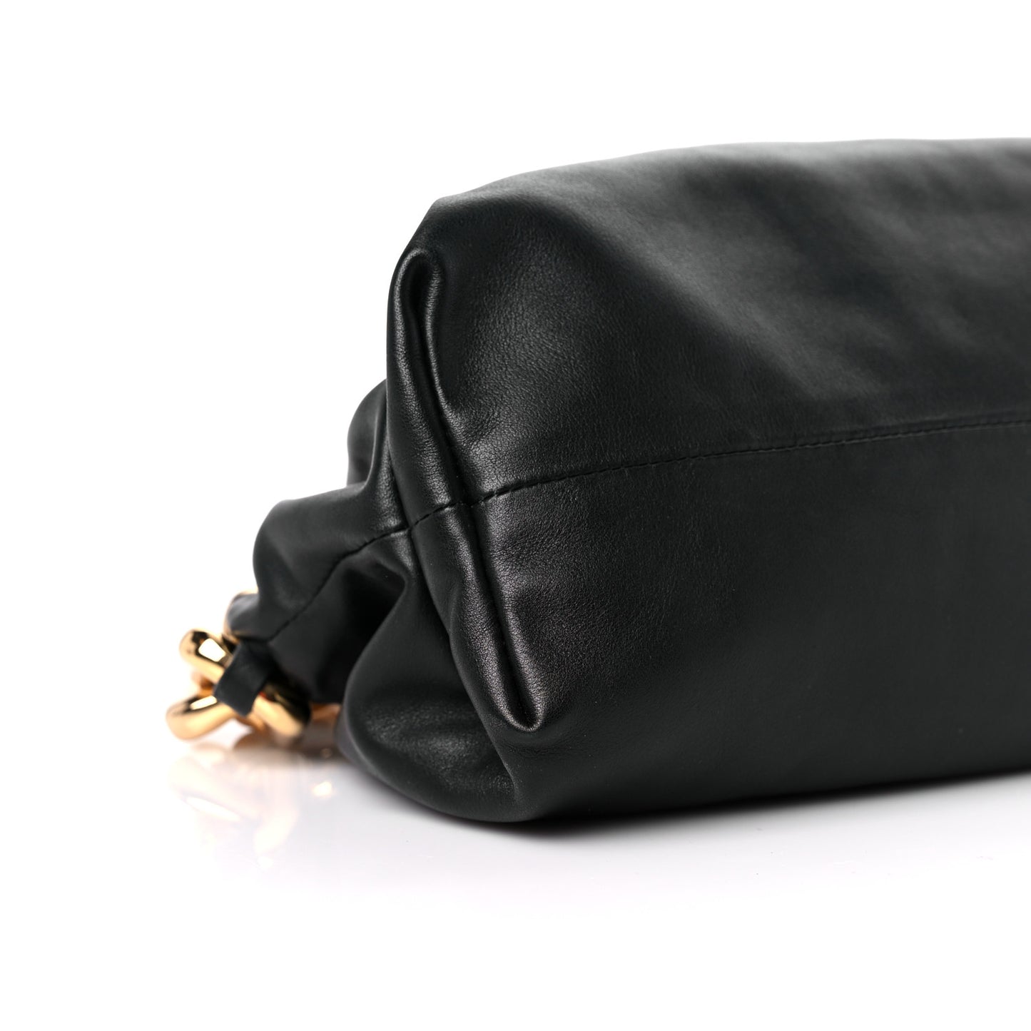 Calfskin The Pouch Chain Black