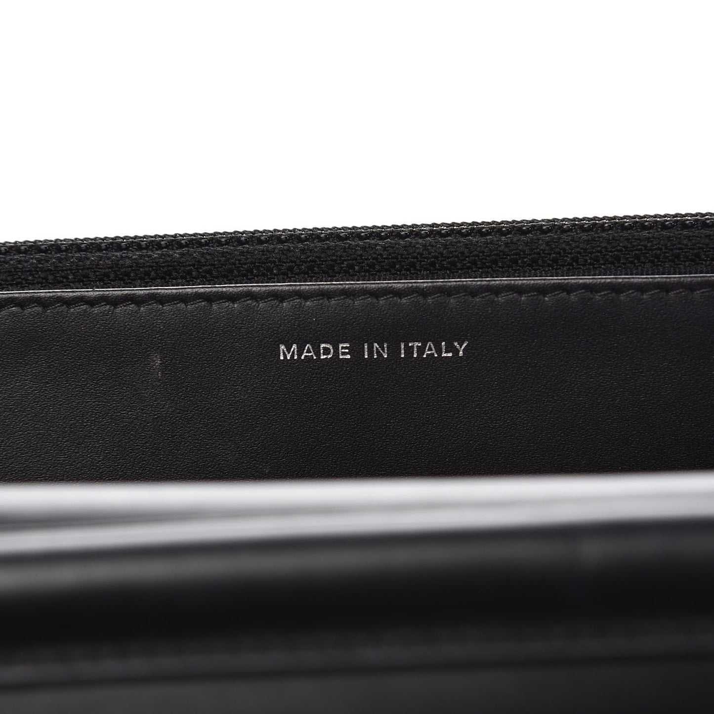 Patent Quilted Wallet On Chain WOC Black