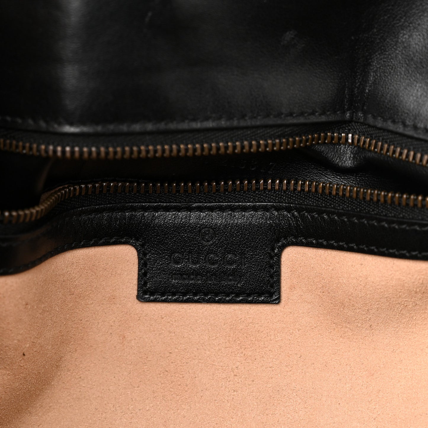 Calfskin Matelasse Medium GG Marmont Shoulder Bag Black