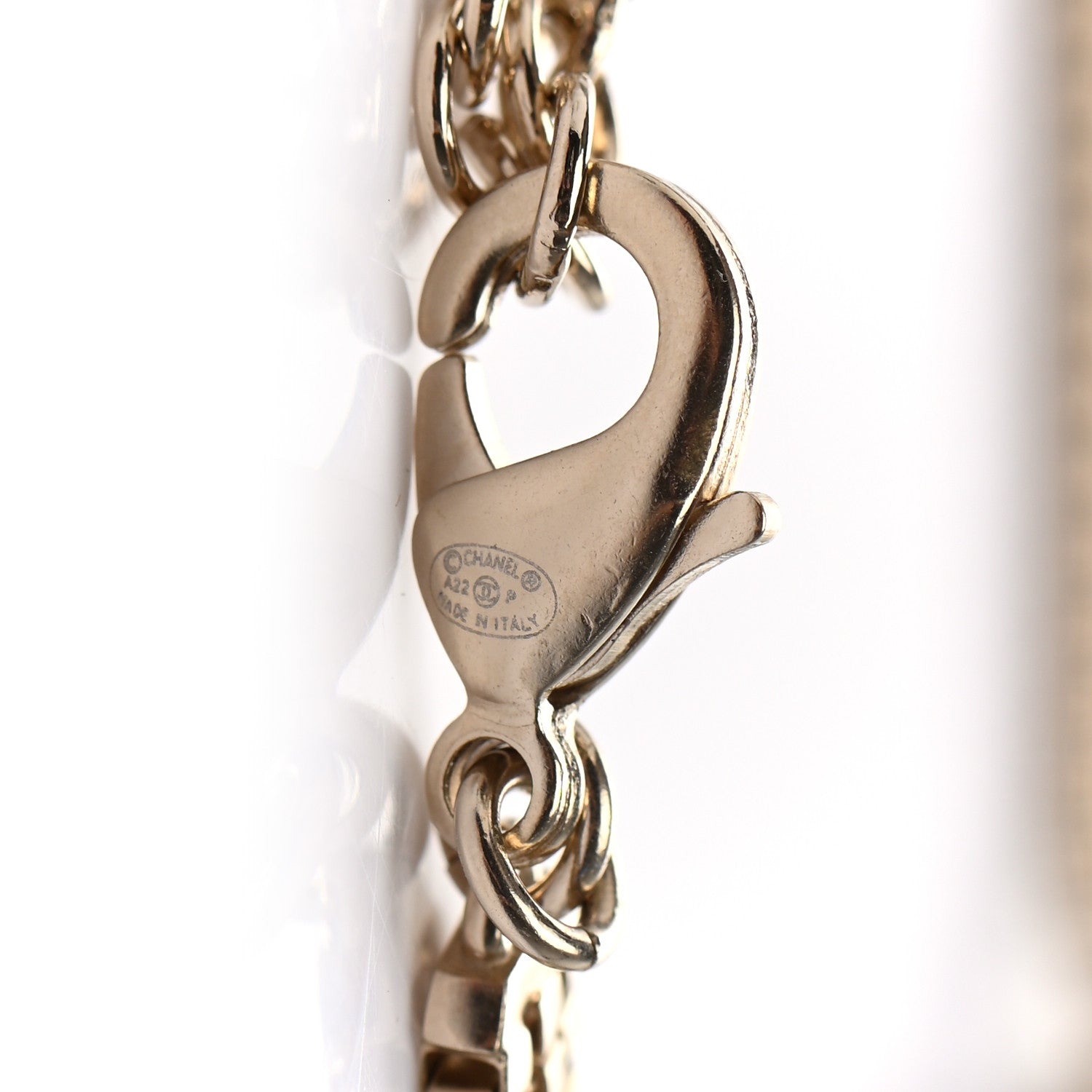 Chanel Metal Chain Link CC Medallion Choker Necklace Gold 4 of 5