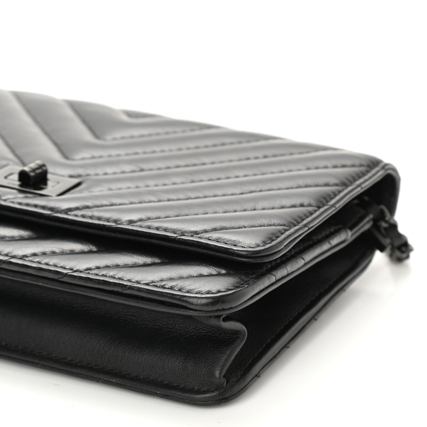 Aged Calfskin Chevron Quilted Reissue Wallet On Chain WOC So Black