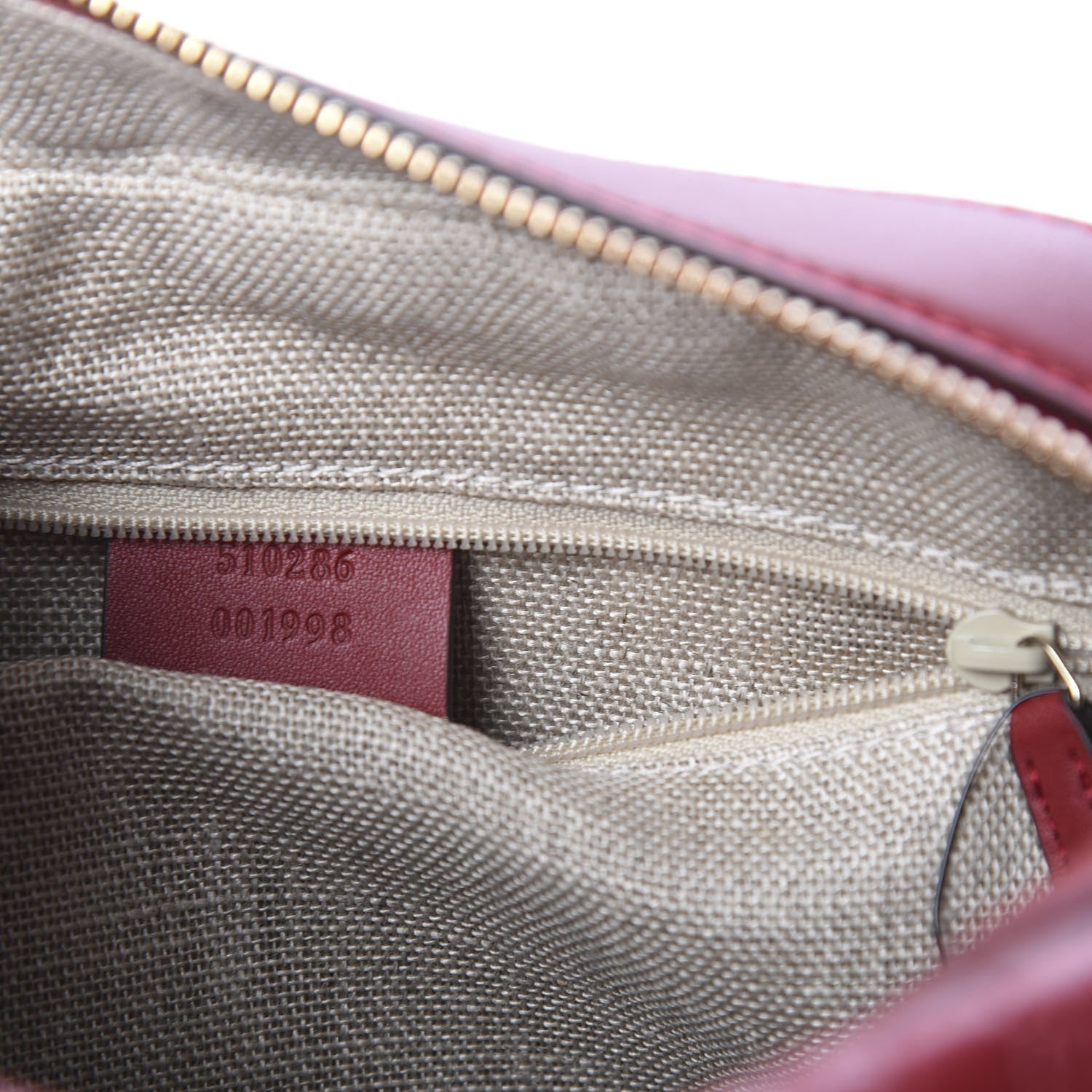 Gucci Soft Microguccissima Medium Crossbody Bag Rosso 10 of 11