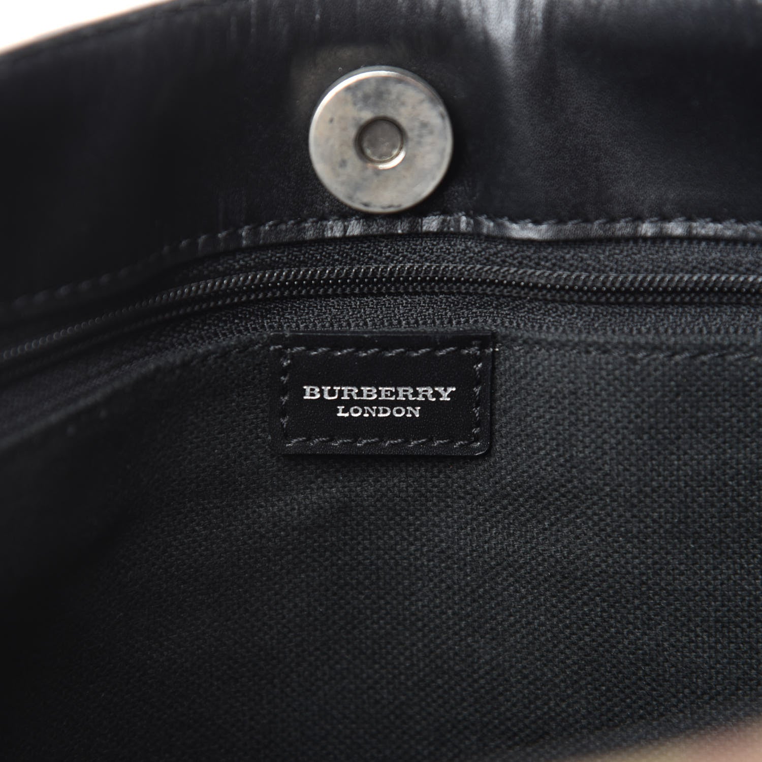 Burberry House Check Medium Tote 8 of 10