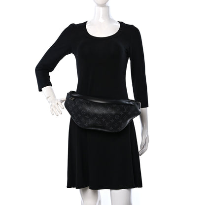 Louis Vuitton Monogram Eclipse Discovery Bumbag 2 of 8