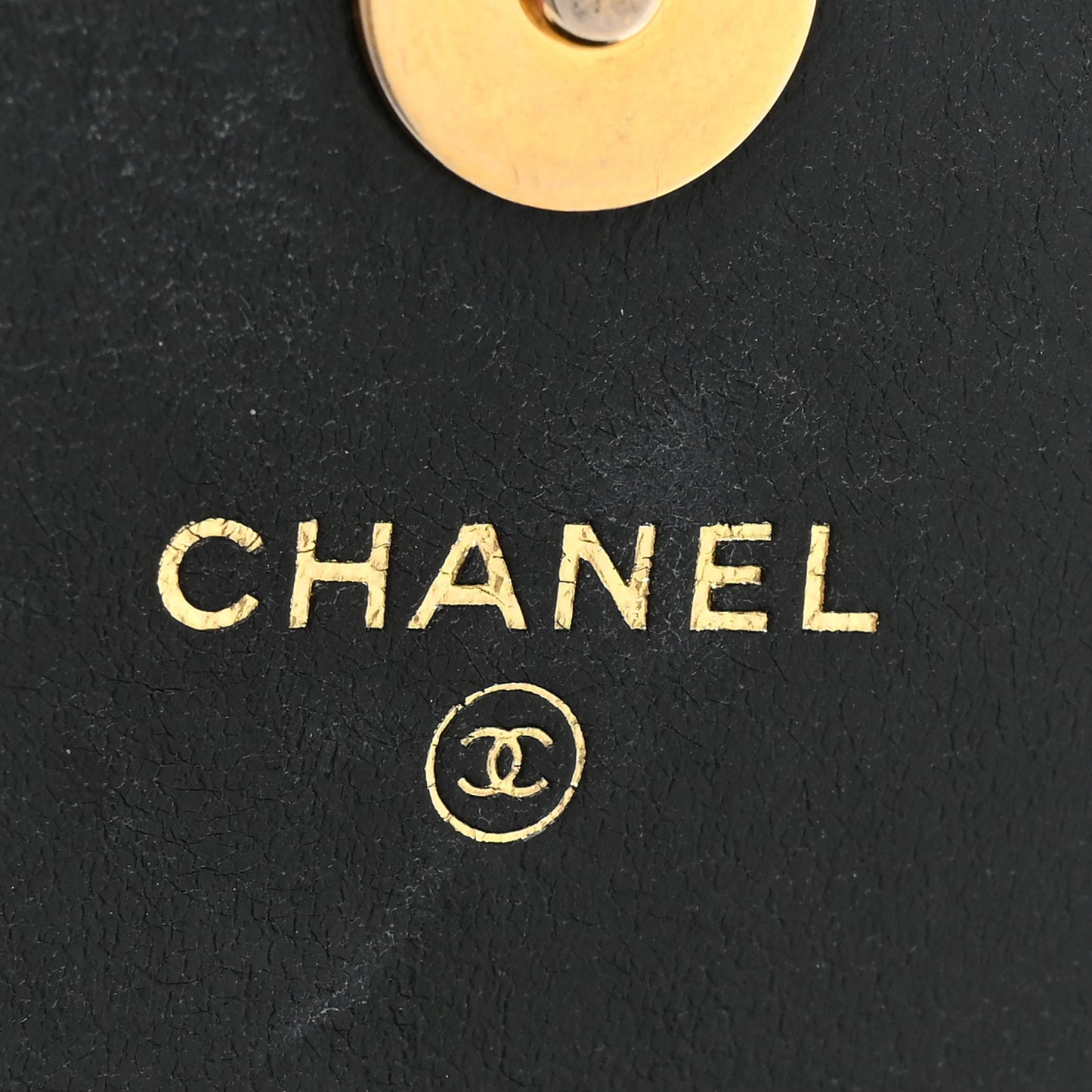 Lambskin Enamel Quilted Chain Phone Holder Black