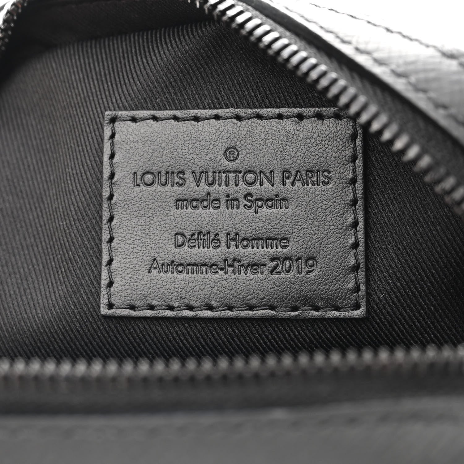 Louis Vuitton Taiga Rainbow Danube Messenger Black 6 of 9
