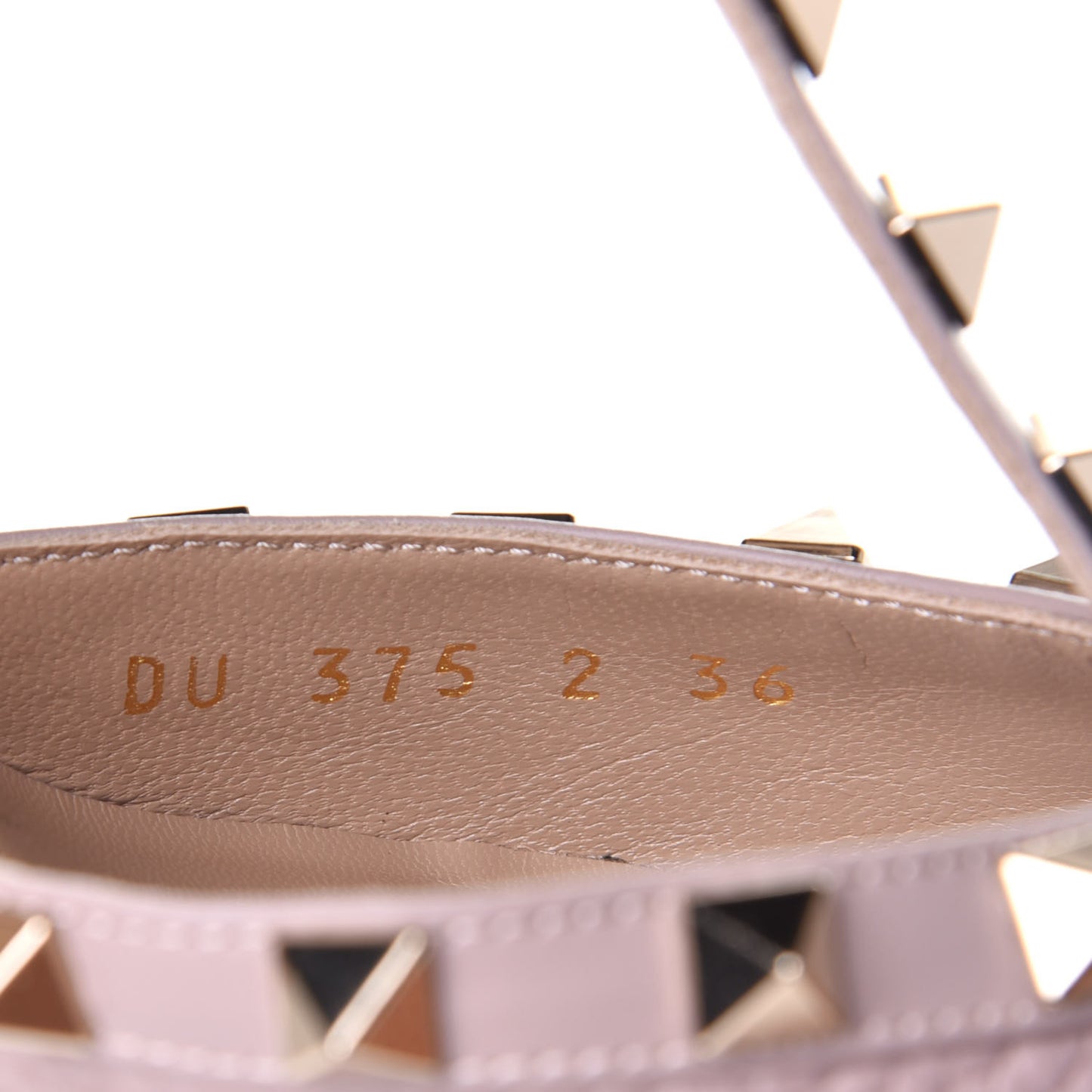 Pebbled Calfskin Rockstud Ankle Strap Low Heel Pumps 36 Poudre