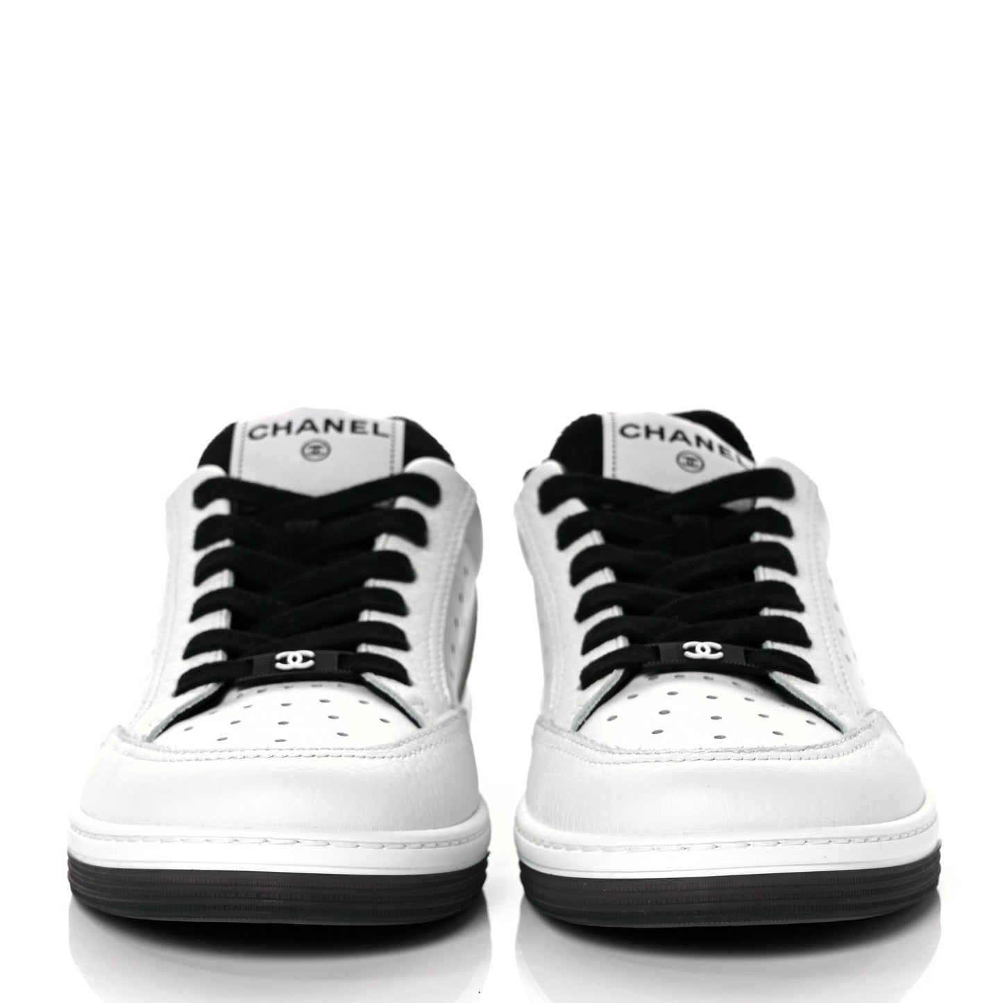 Grained Calfskin Fabric Womens Logo Sneakers 39.5 White Black