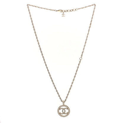 Chanel Pearl CC Round Pendant Necklace Gold 2 of 3