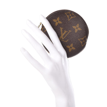 Louis Vuitton Monogram Round Coin Purse 2 of 6