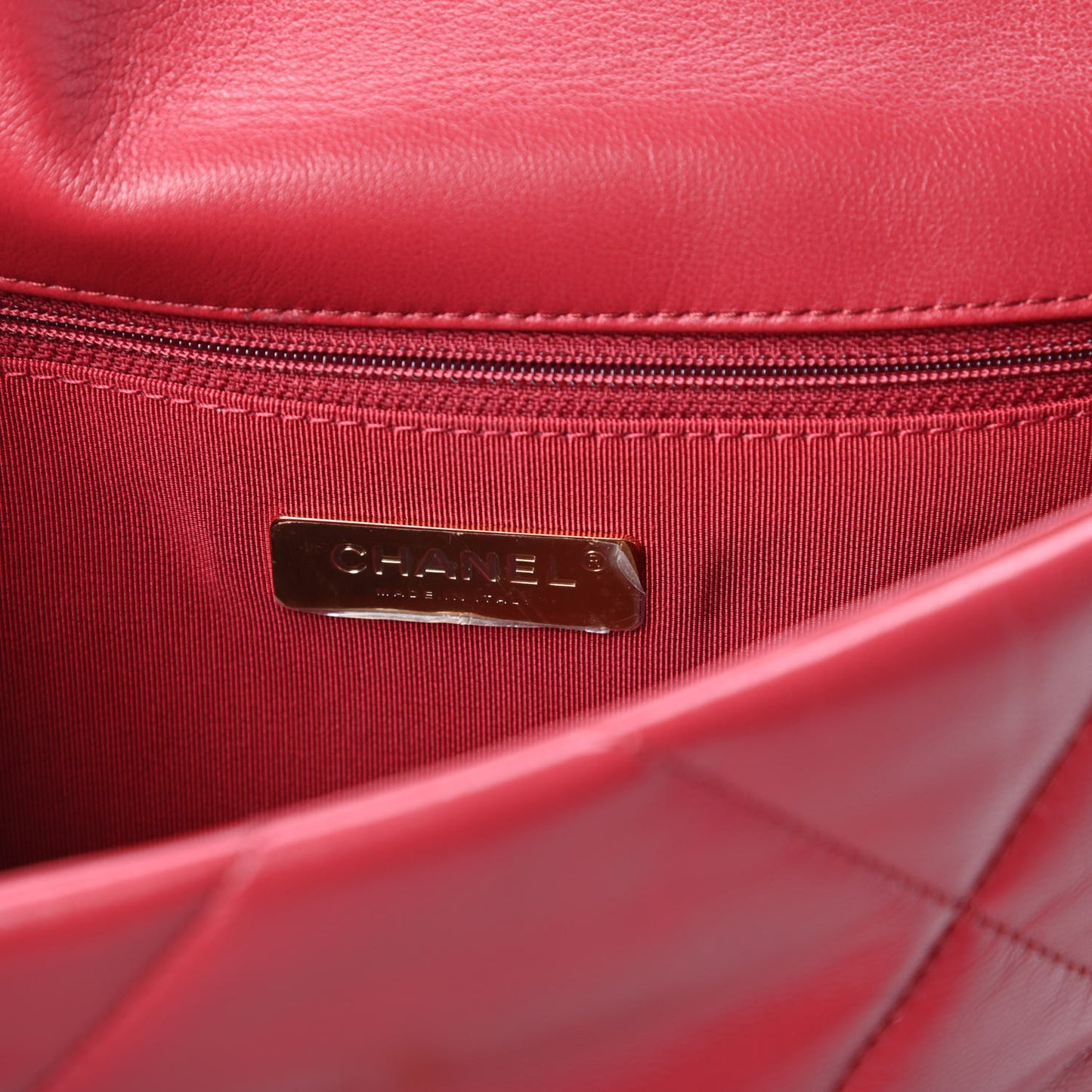 Lambskin Quilted Medium Chanel 19 Flap Red