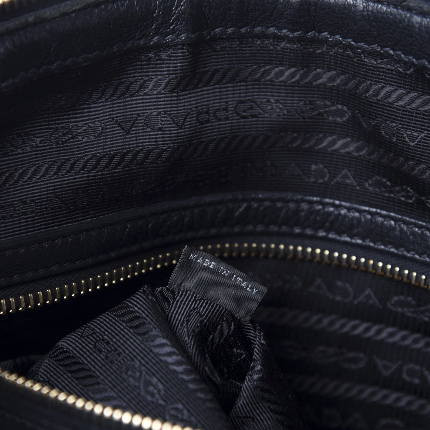Vitello Daino Shopping Satchel Black