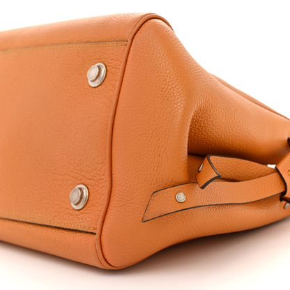 Louis Vuitton Veau Nuage Milla PM Safran 9 of 20