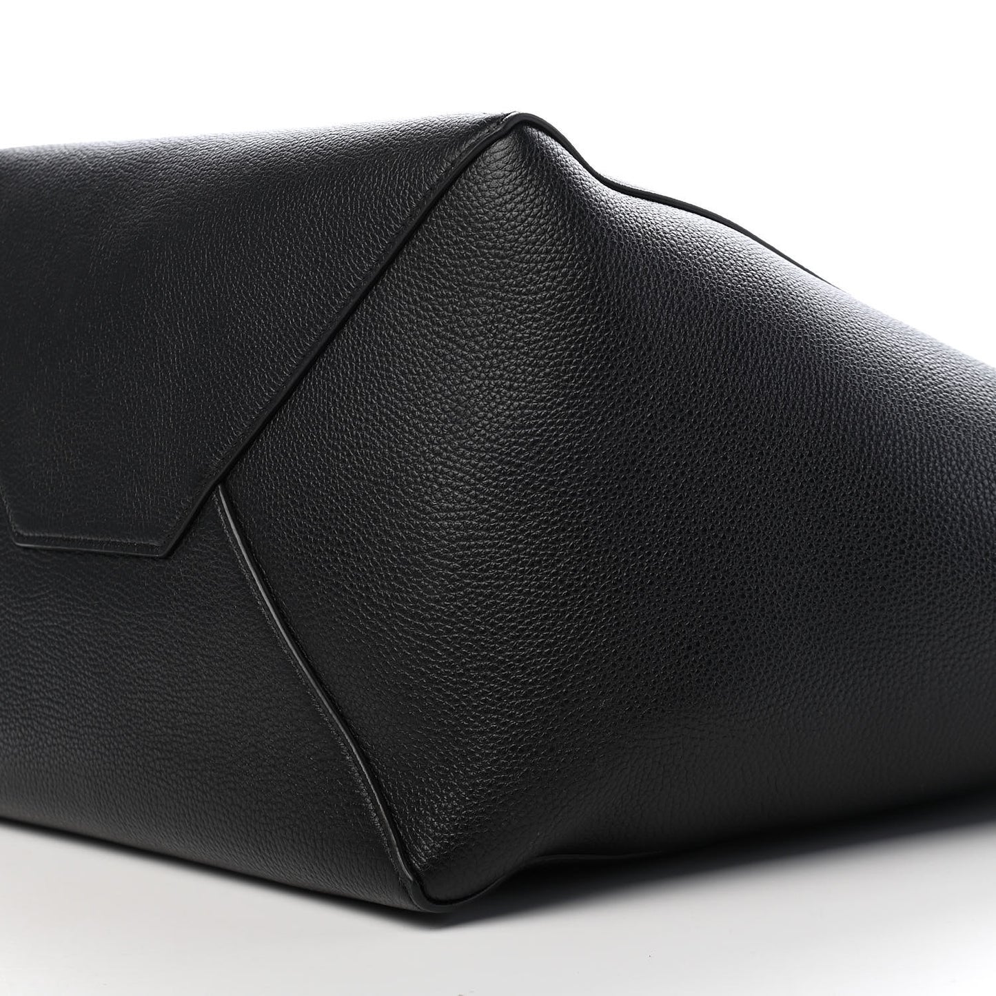 Soft Grained Calfskin Medium Belt Cabas Phantom Black