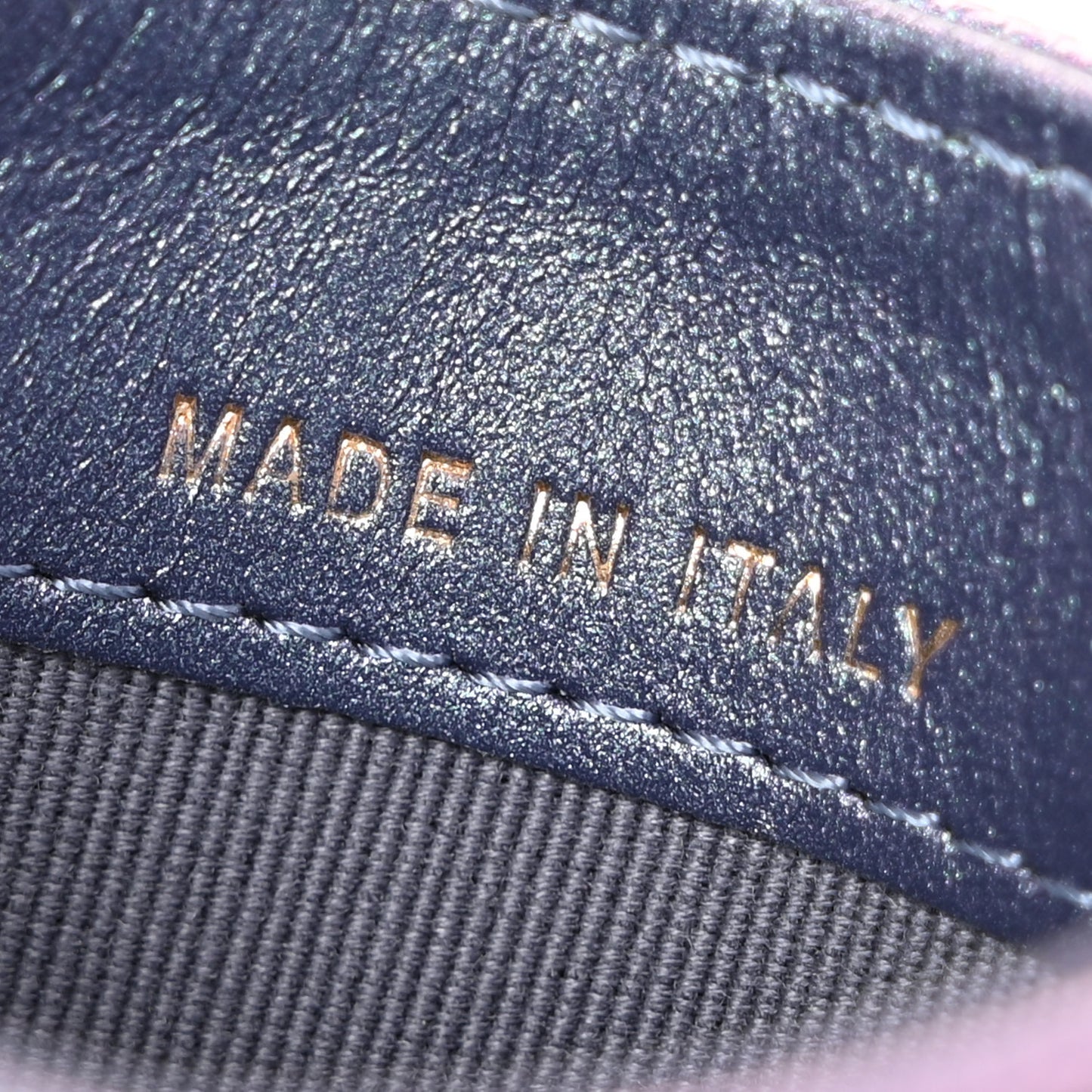 Iridescent Caviar Quilted Card Holder Dark Blue