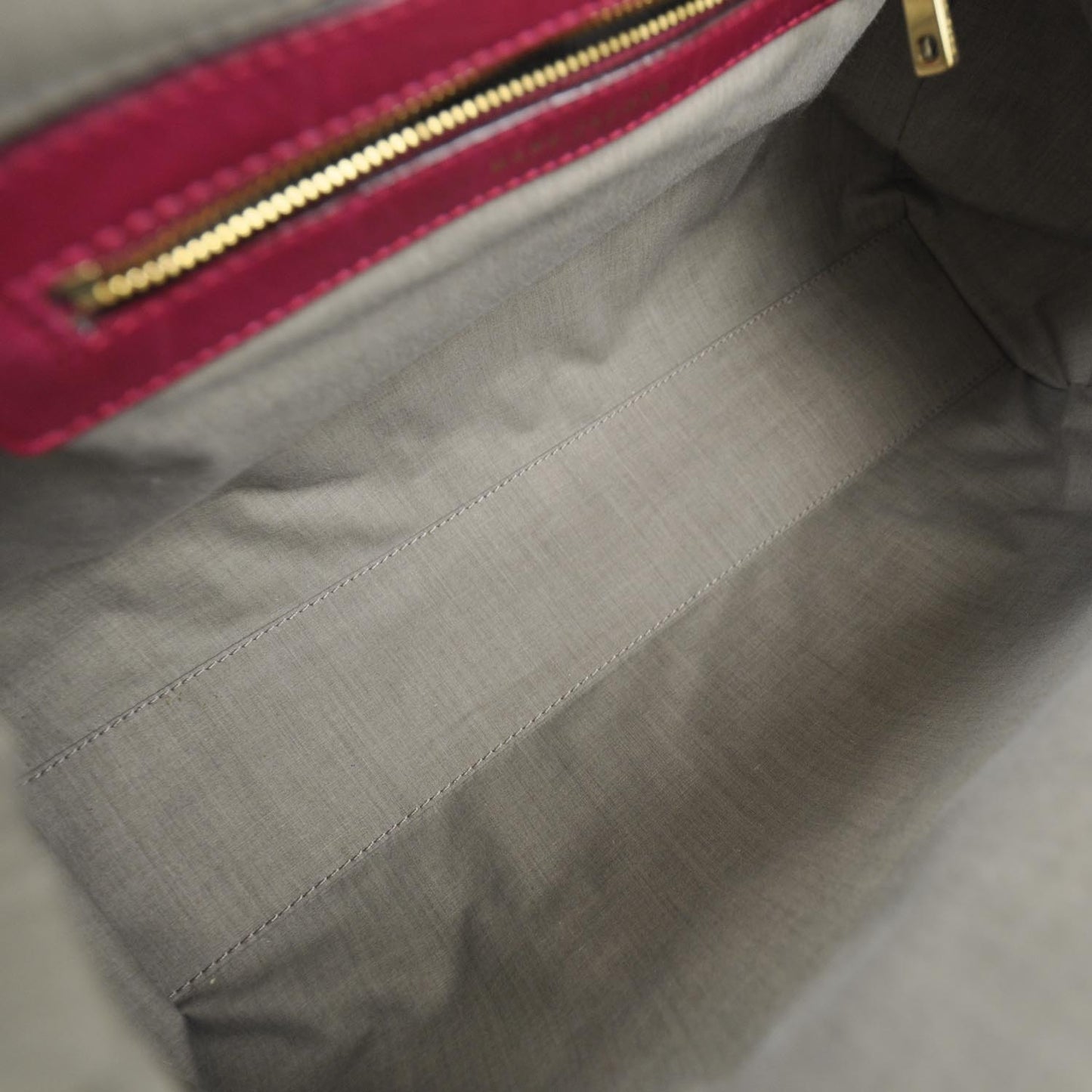 Quilted Leather Stam Fuchsia