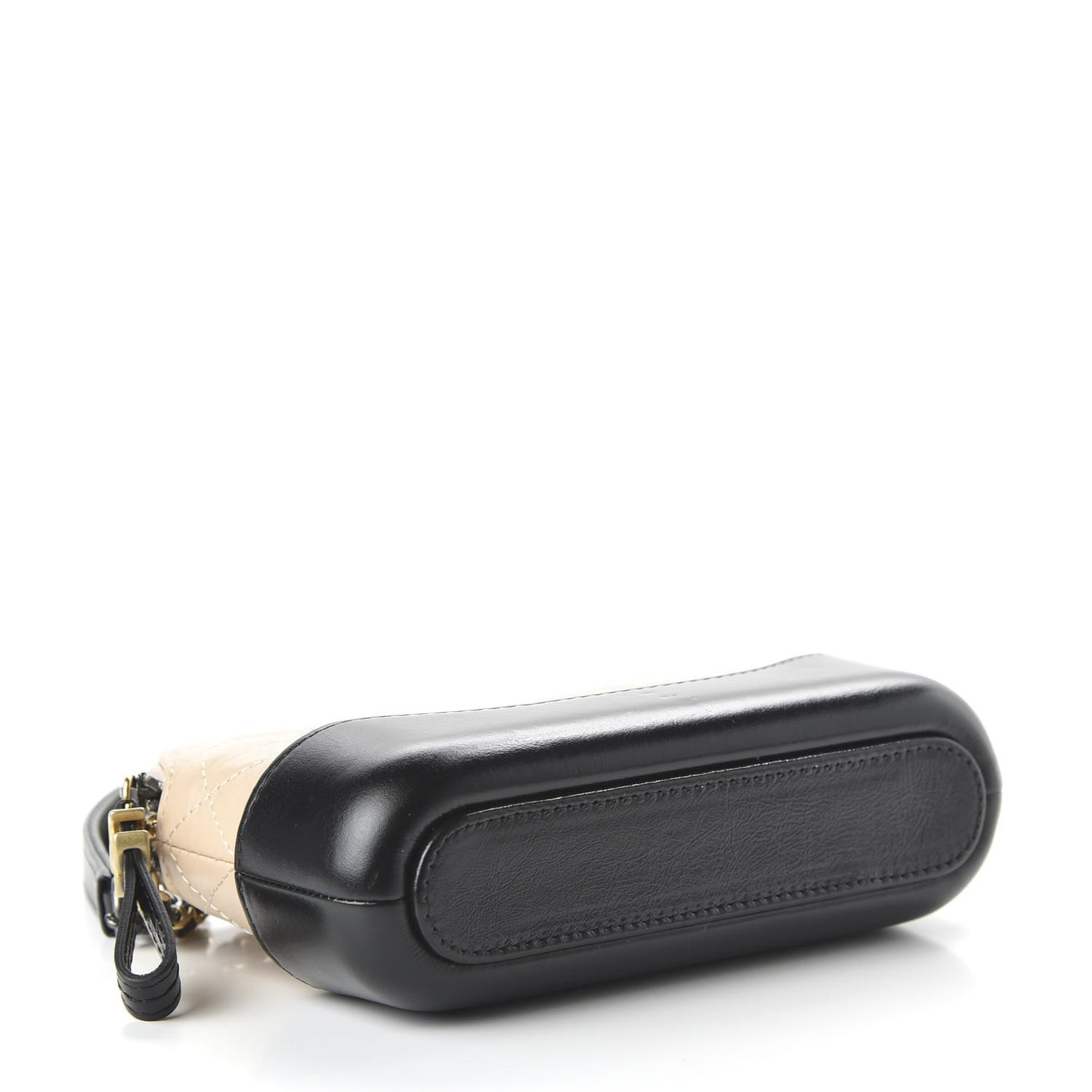 Aged Calfskin Quilted Small Gabrielle Clutch With Chain Beige Black