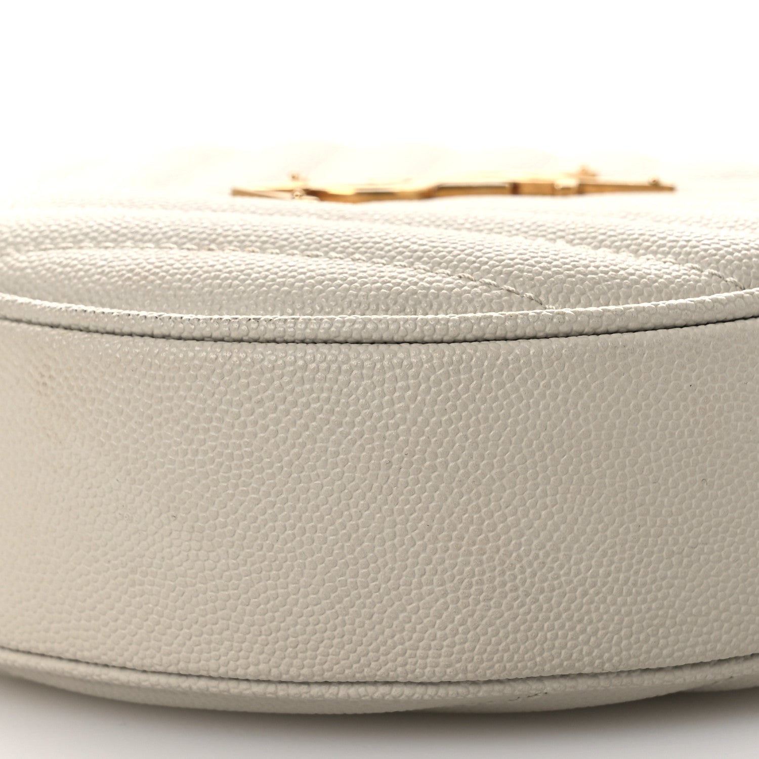 Saint Laurent Grain De Poudre Matelasse Chevron Quilted Round Vinyle Camera Bag Crema Soft 31 of 40