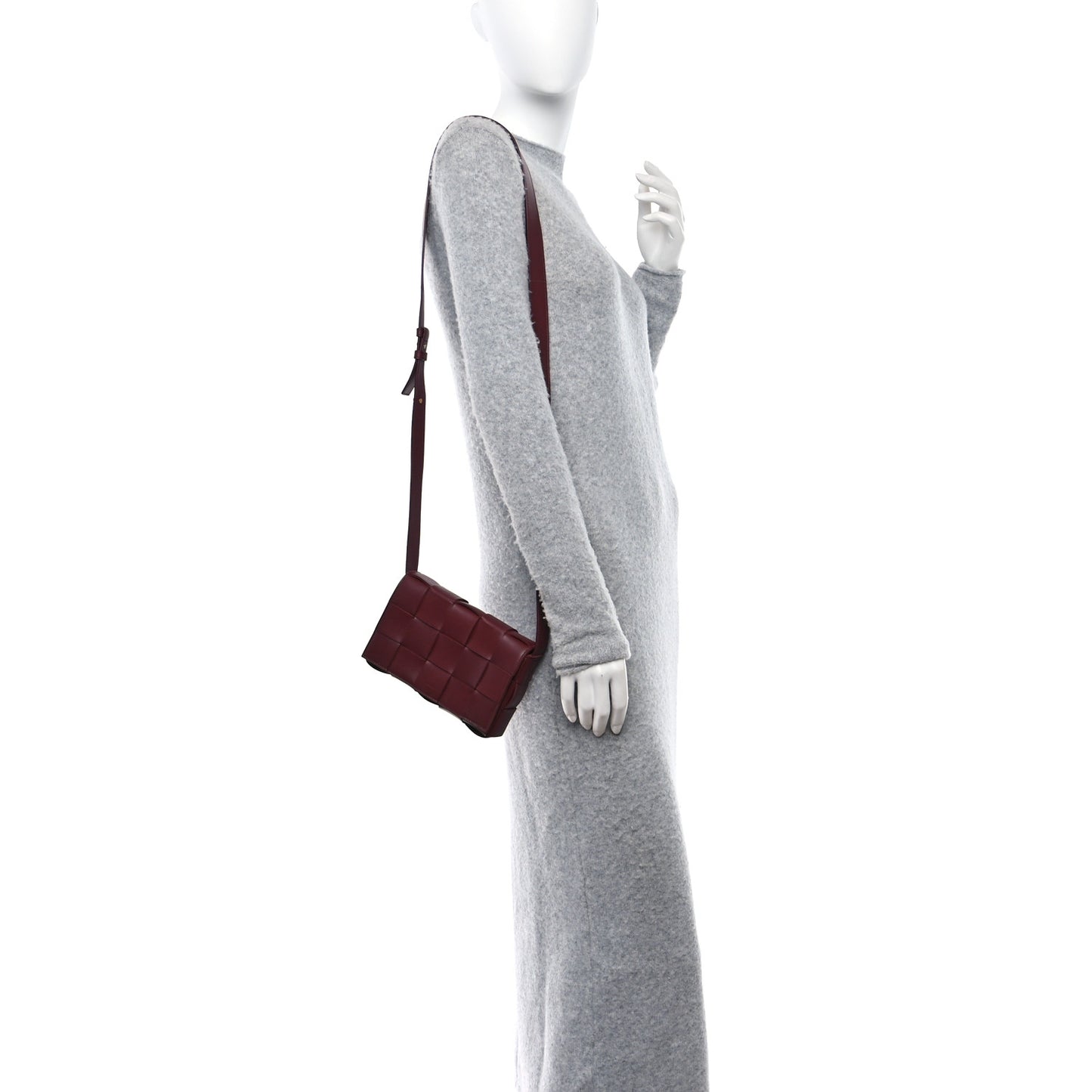Lambskin Maxi Intrecciato Cassette Crossbody Bag Bordeaux