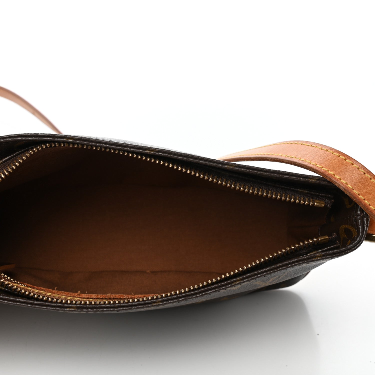 Louis Vuitton Monogram Trotteur 5 of 10