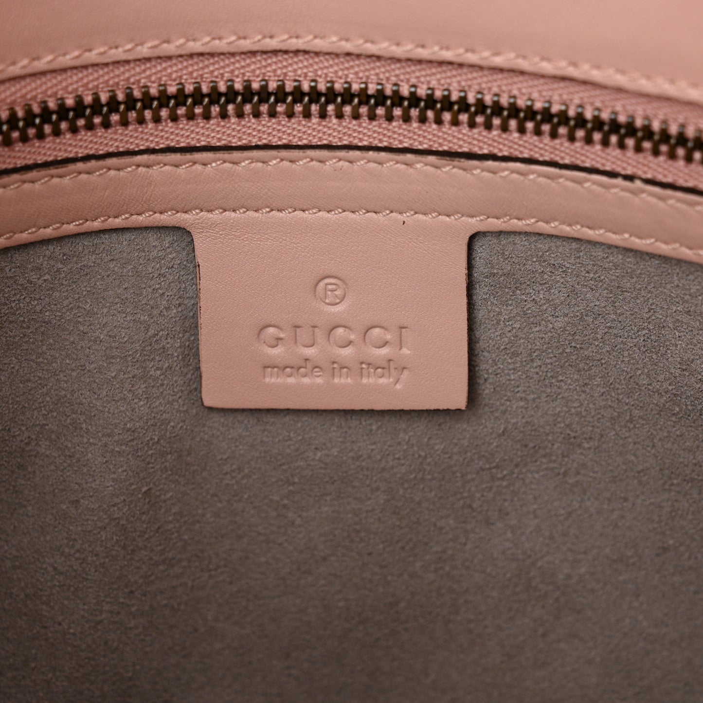 Calfskin Matelasse Small GG Marmont Shoulder Bag Perfect Pink