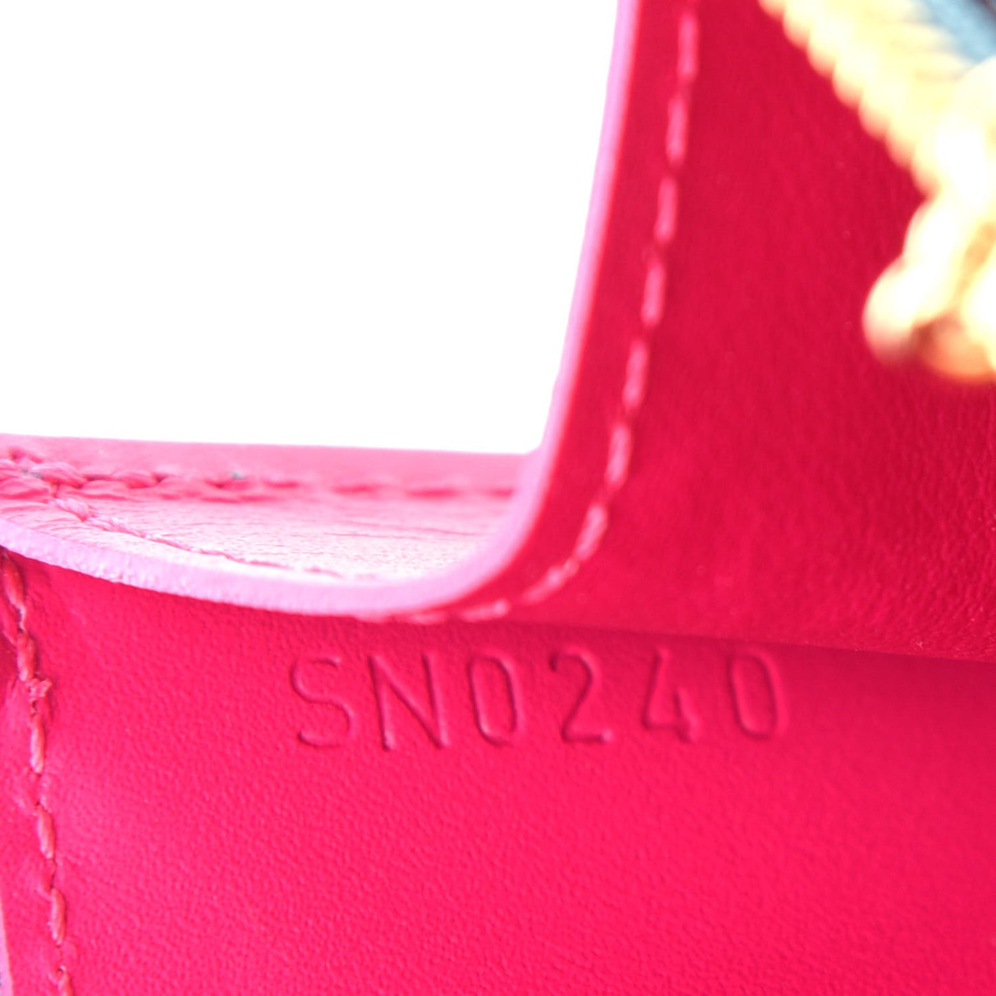 Metallic Vernis Degrade Key Pouch Blue Pink