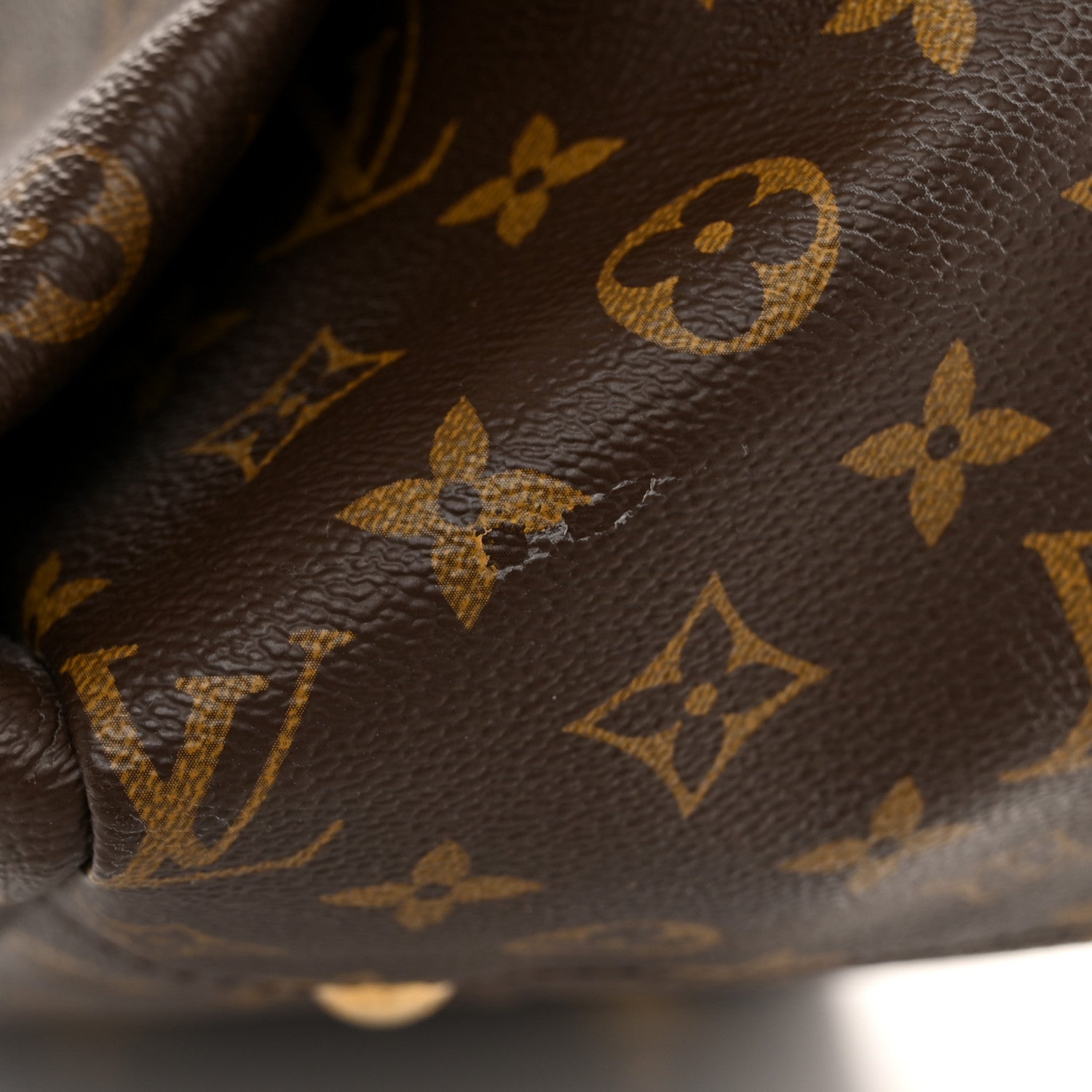 Louis Vuitton Monogram Artsy MM 13 of 13