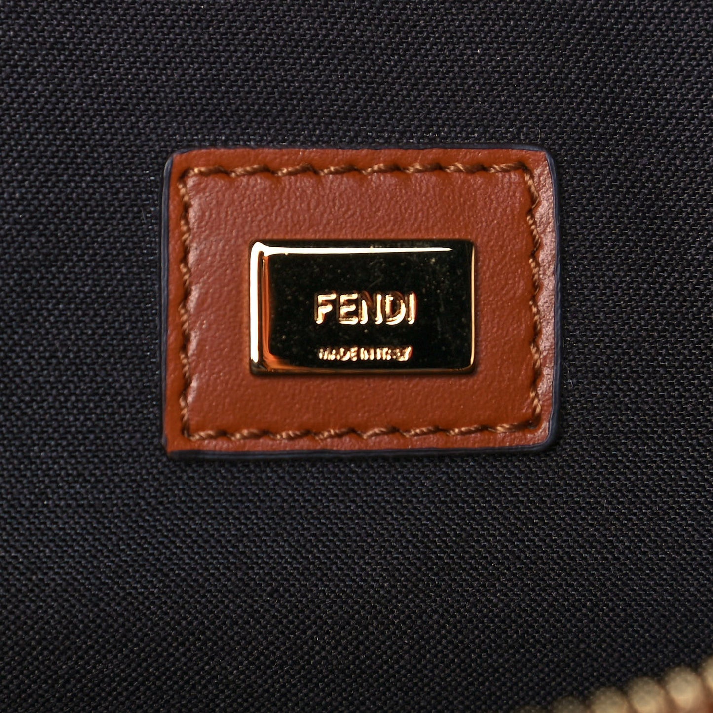 Vitello King Logo Embossed Large Flat Pouch Cuoio