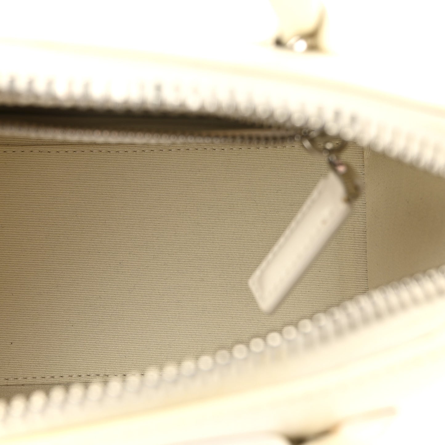 Box Calfskin Mini Lock Antigona Shoulder Bag Ivory