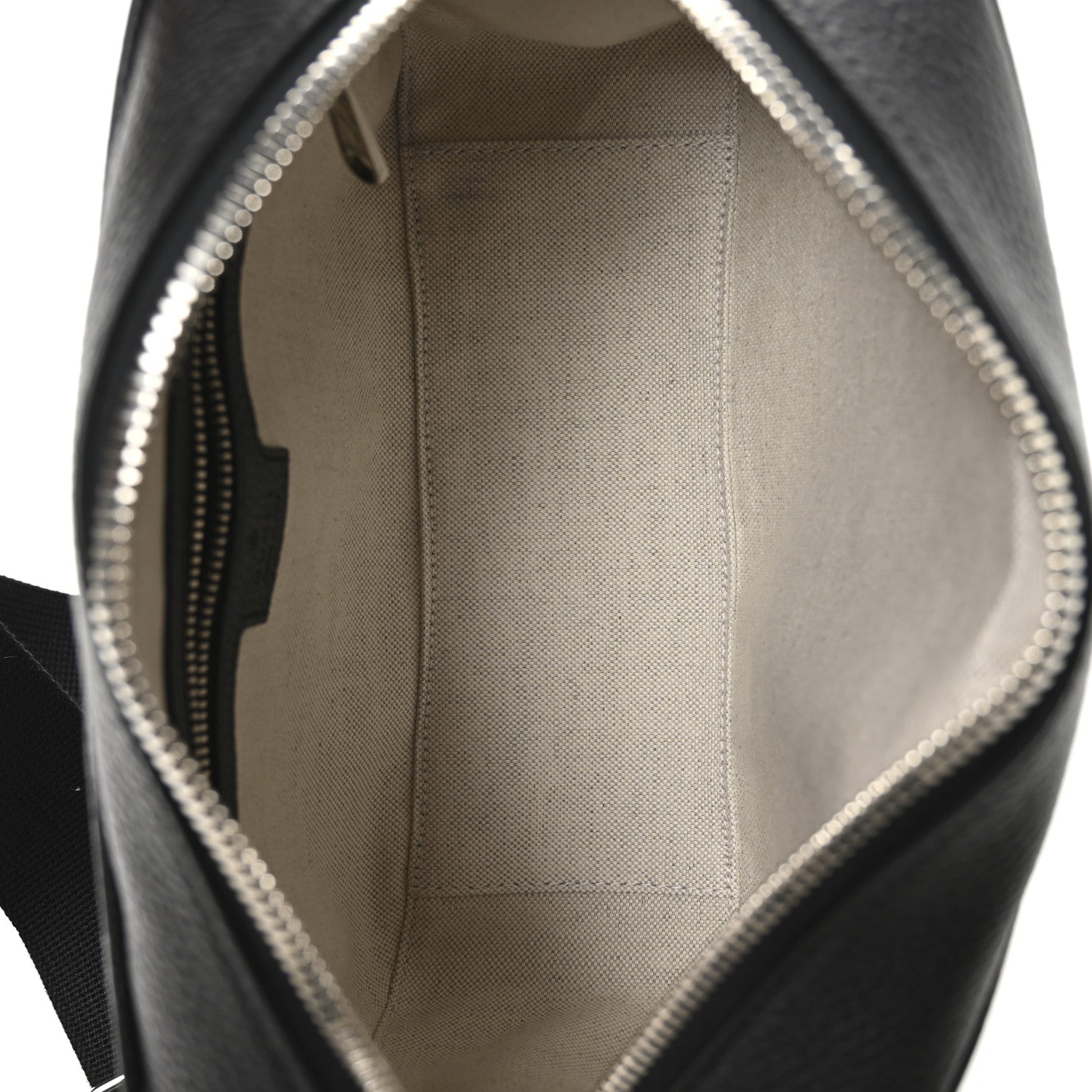 Gucci Piuma Calfskin Jumbo GG Embossed Medium Messenger Bag Black 5 of 10