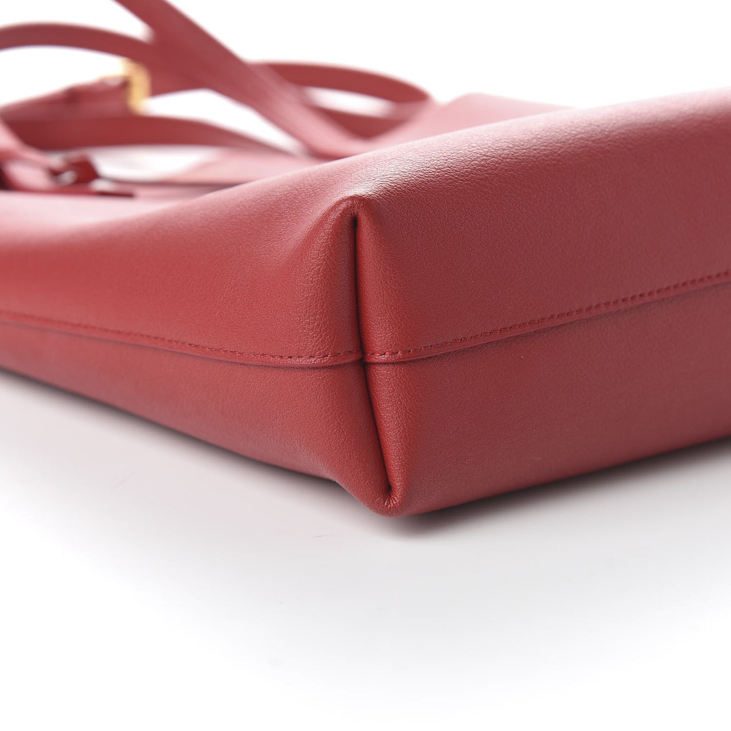 Calfskin Toy Shopping Tote Rouge Opyum