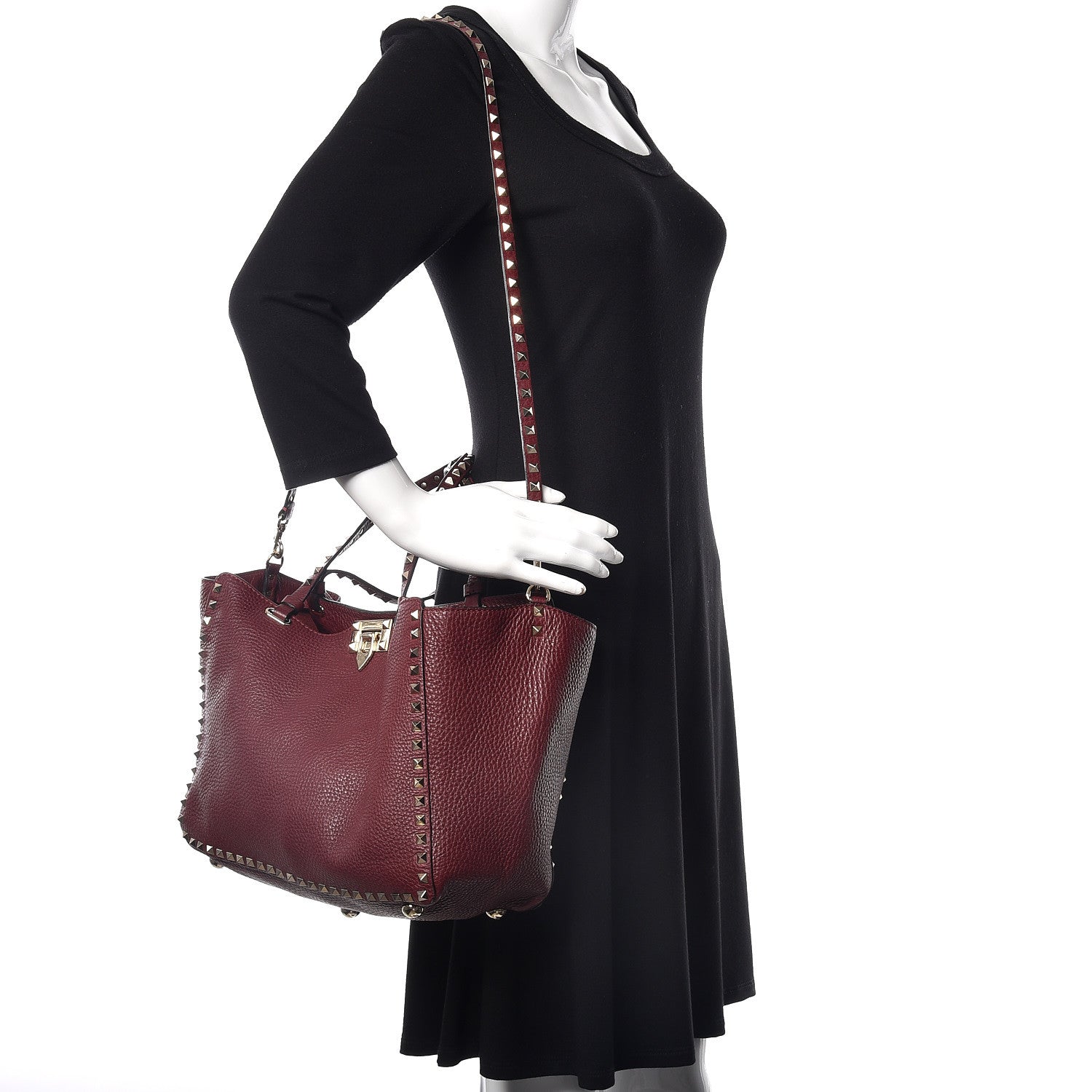 Valentino Garavani Pebbled Calfskin Medium Rockstud Tote Cremisi 2 of 10