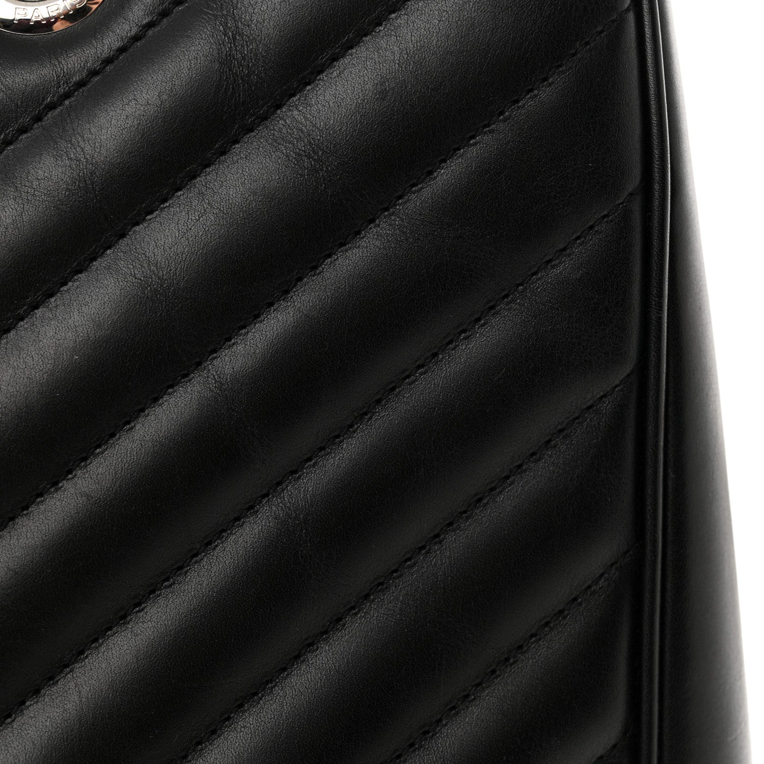 Saint Laurent Smooth Calfskin Matelasse Chevron Large Monogram Shopping Bag Black 13 of 16