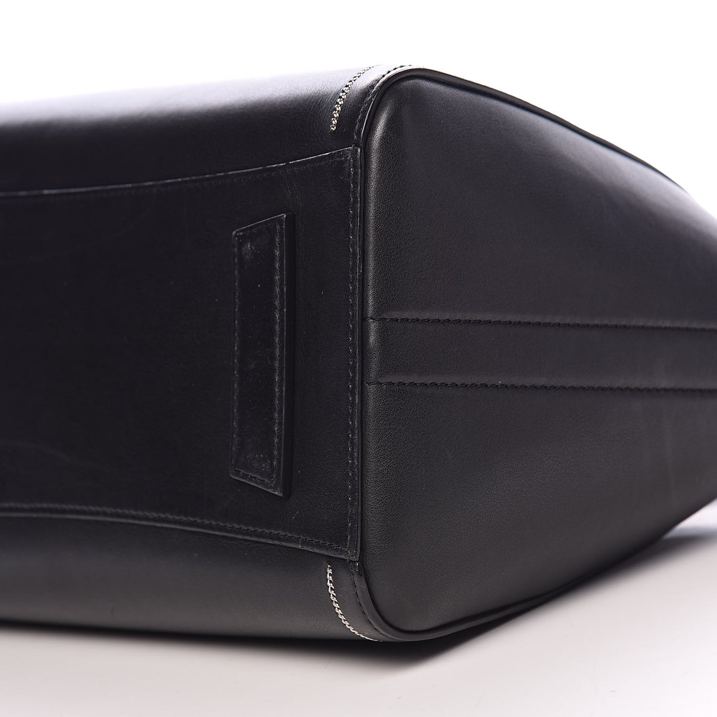 Buffed Calfskin Small Chain Antigona Black