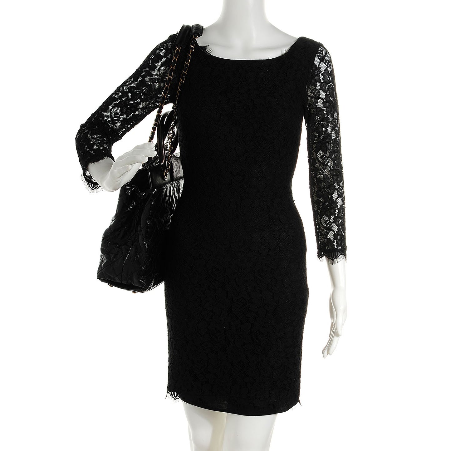 Stingray Glazed Calfskin Bindi CC Large Tote Black