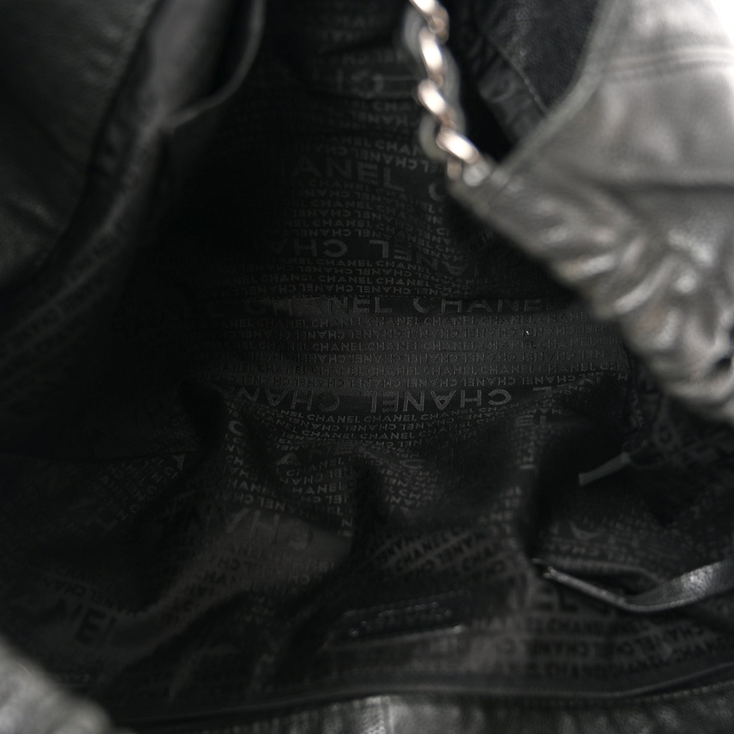 Distressed Caviar XL Coco Cabas Black