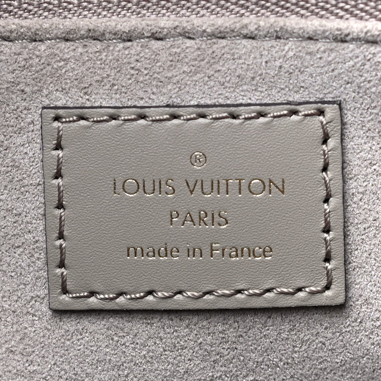 Louis Vuitton Empreinte Monogram Giant Onthego MM Tourterelle 6 of 9