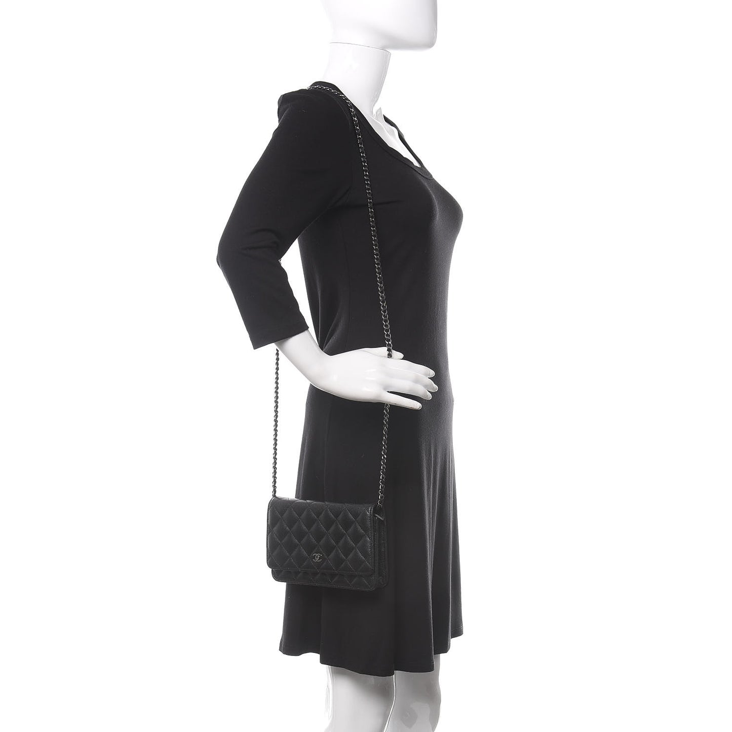 Iridescent Caviar Quilted Wallet On Chain WOC Black