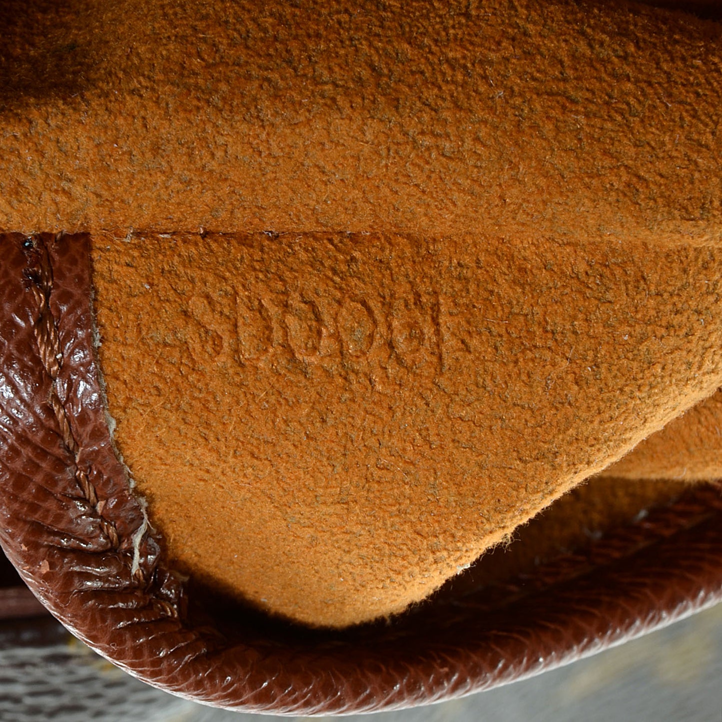 Monogram Musette Tango