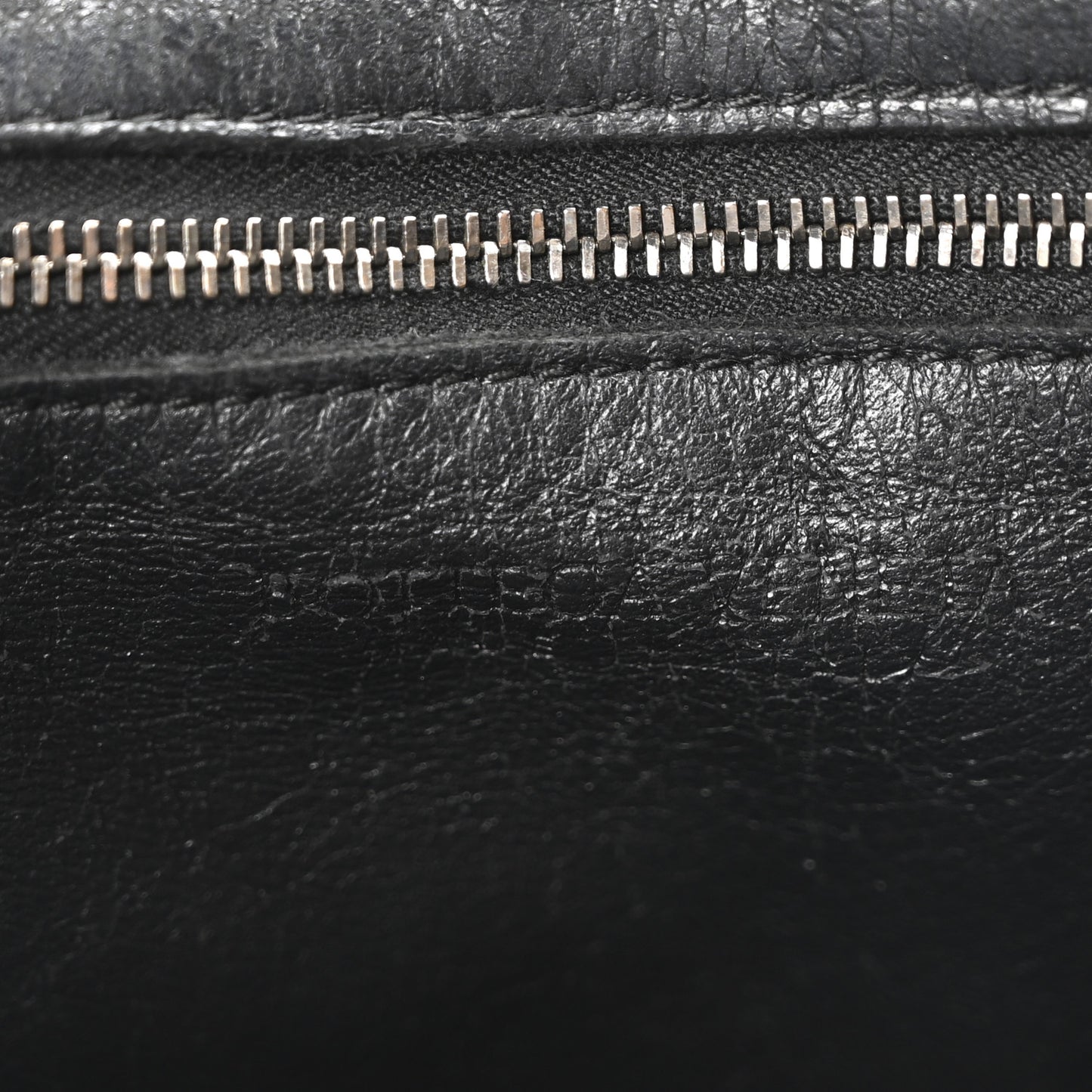 Lambskin Maxi Intrecciato Cassette Messenger Black