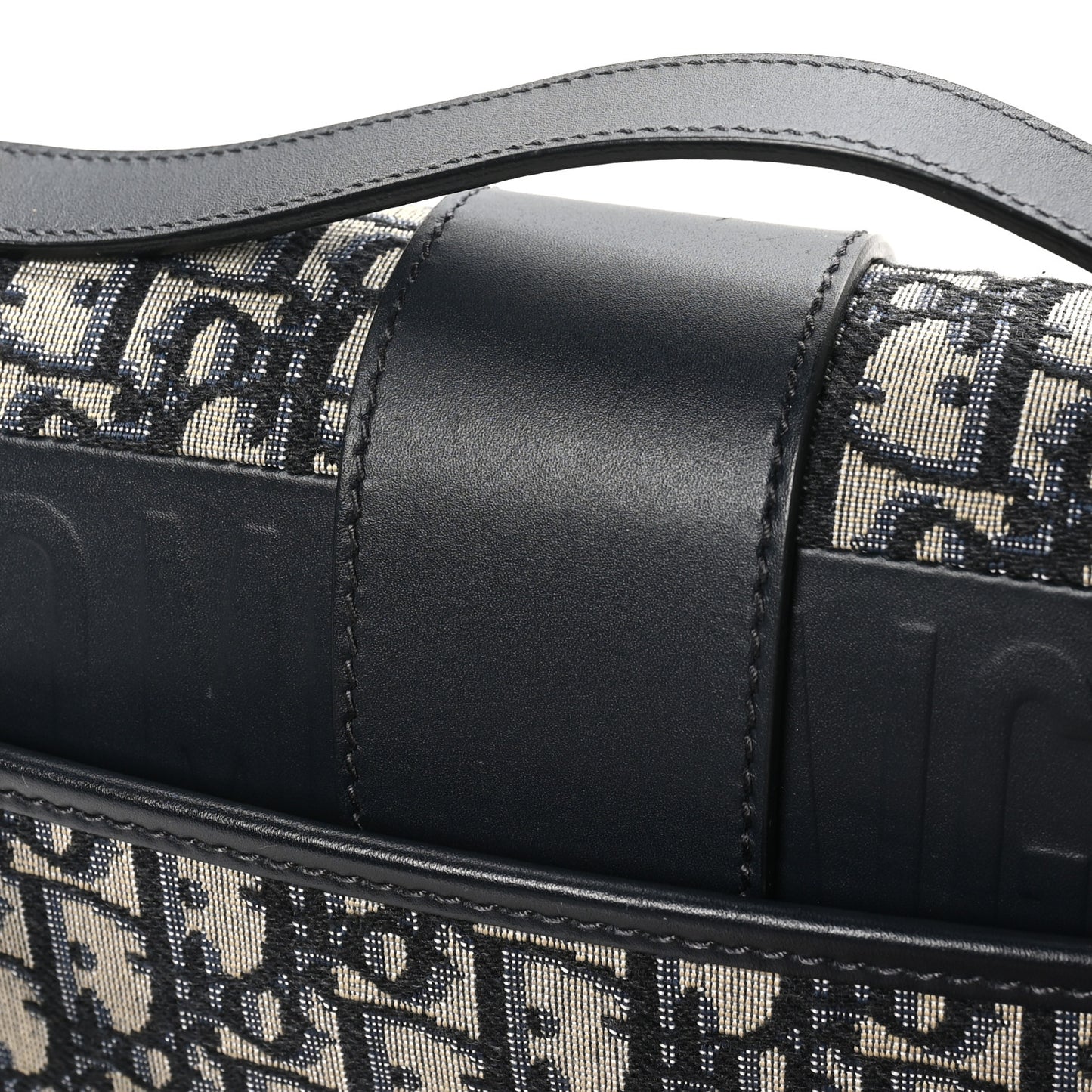 Oblique 30 Montaigne Flap Bag Blue
